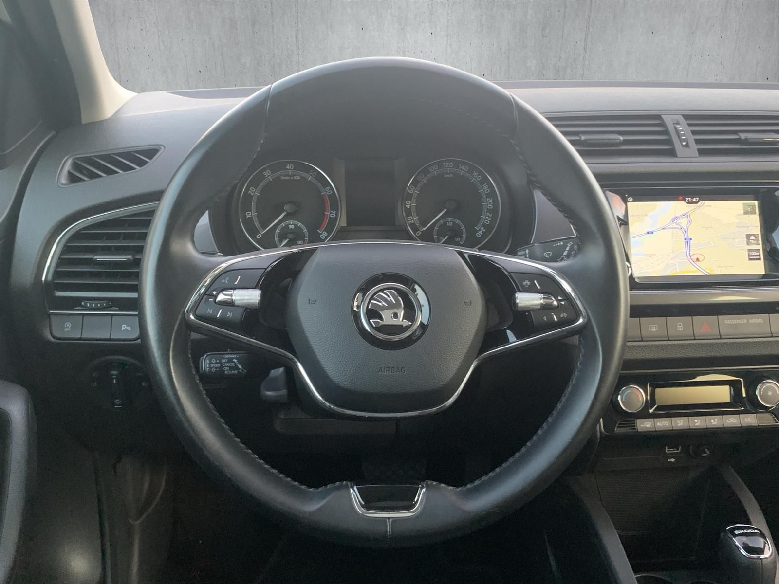 Skoda Fabia 1.0 TSI DSG - Samsaru's Car Outlet