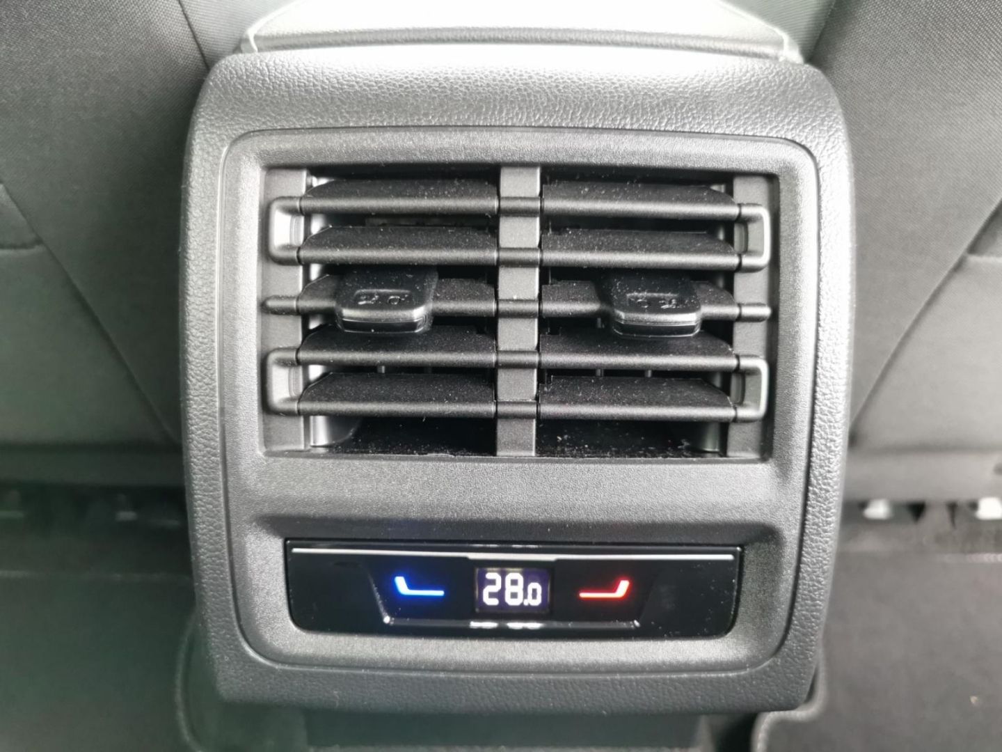 Volkswagen Golf 8 VIII Active 2.0 TDI - Samsaru's Car Outlet