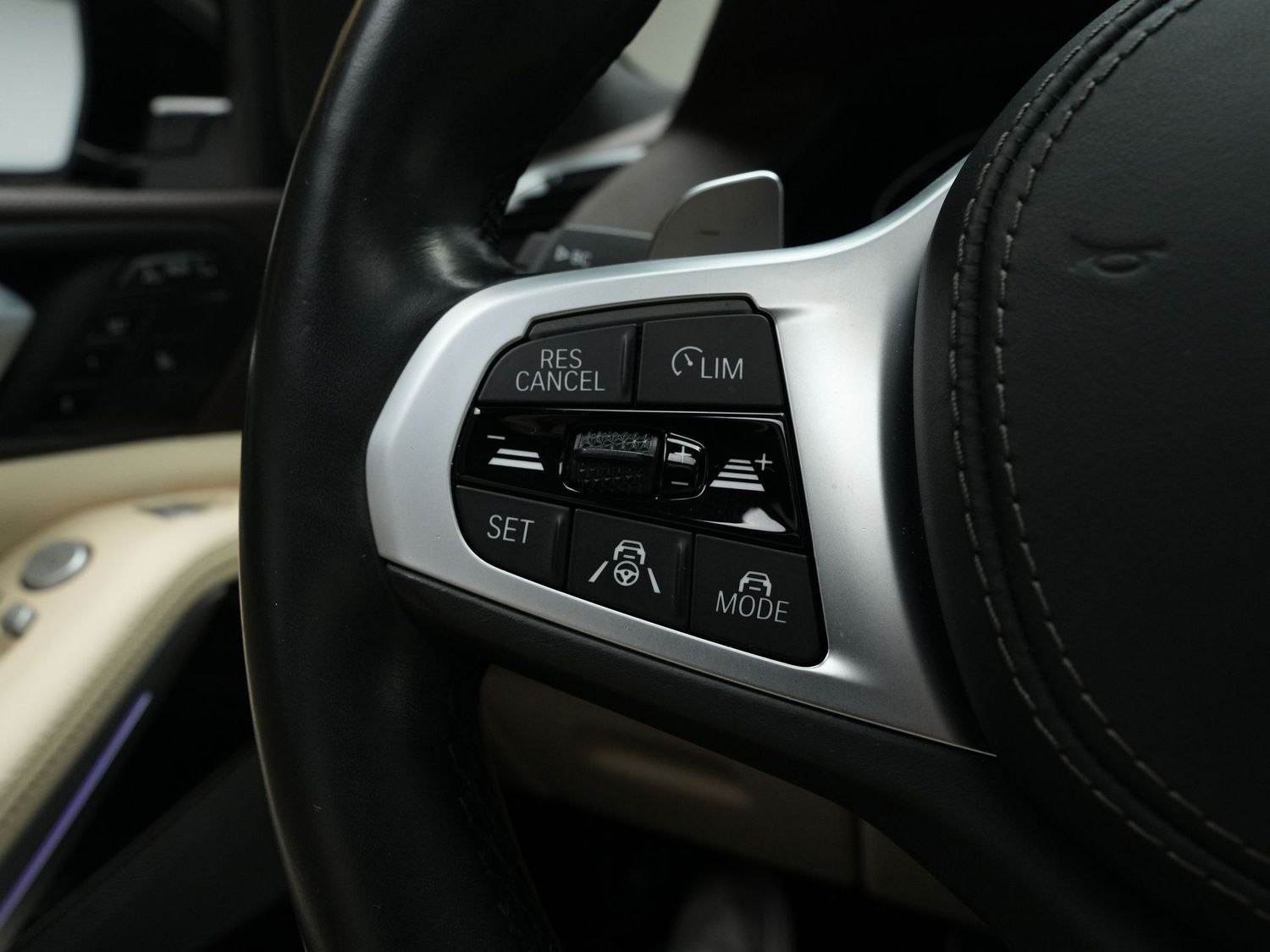 BMW X7 xDrive 40 i M Sport PANO*HUD*AHK*H&K*TV FOND*