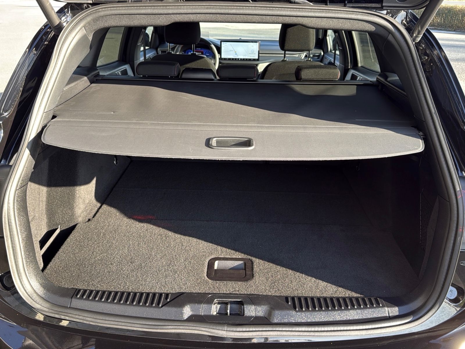 Ford Focus Turnier ST-Line X Aut  LED Head Up aAHK