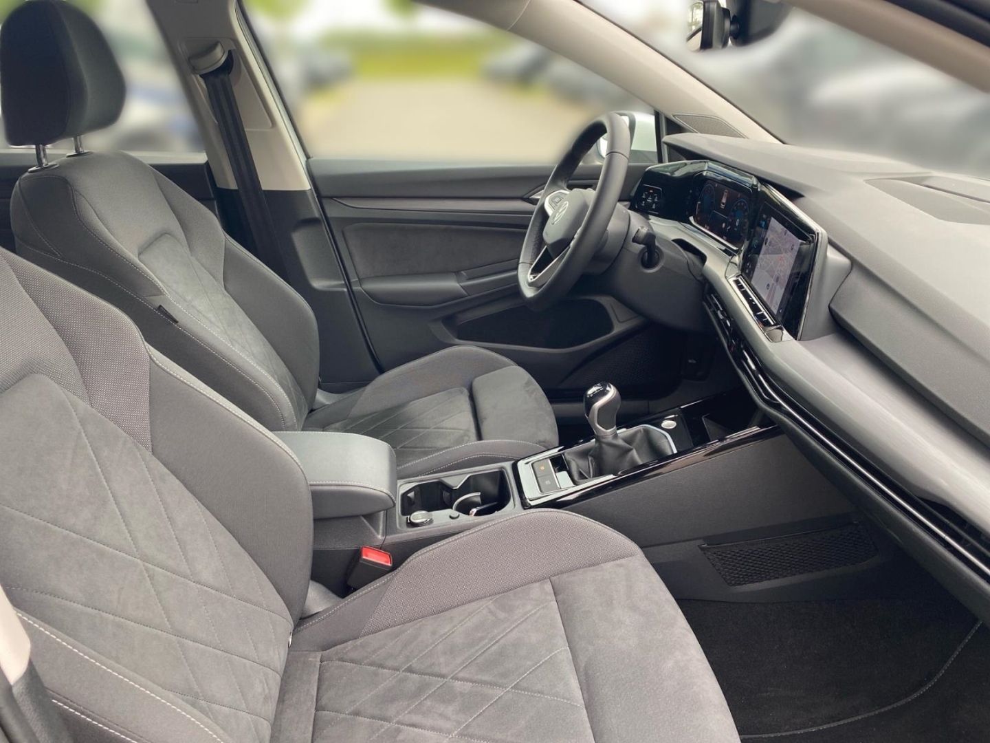 Volkswagen Golf Variant 8 VIII Style 1.5 TSI - Samsaru's Car Outlet