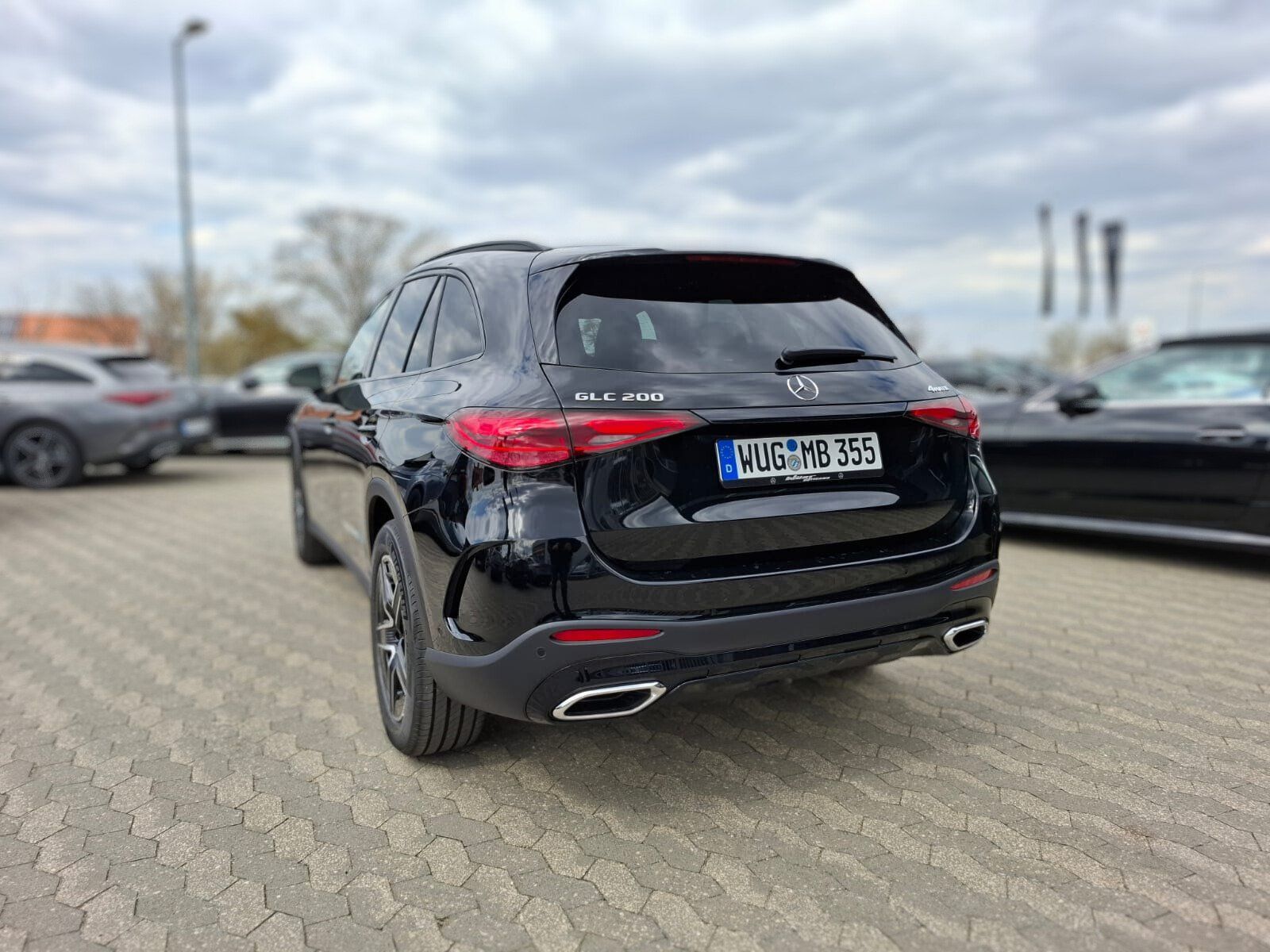 Mercedes-Benz GLC 200 4M AMG - Samsaru's Car Outlet