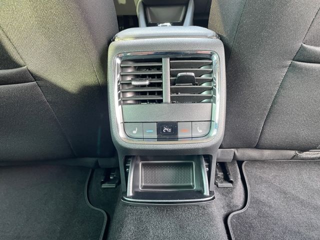 Skoda Octavia Combi Style First Edition 2.0 TDI - Samsaru's Car Outlet