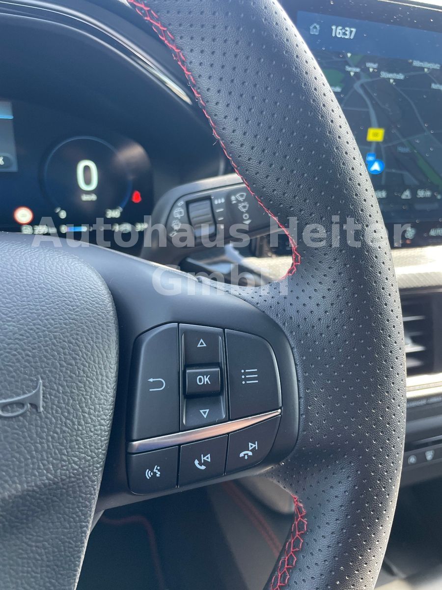 Ford Focus 1.5 EB Aut.ST-Line X / ACC+Matrix+e.Klappe