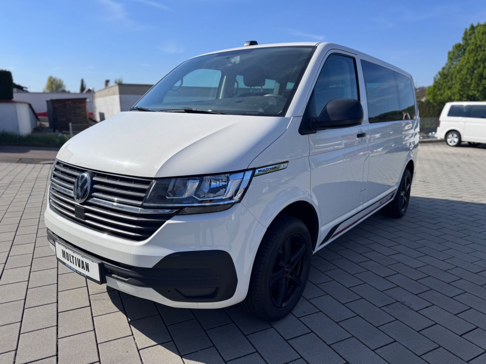 Volkswagen T6.1 Multivan - Samsaru's Car Outlet