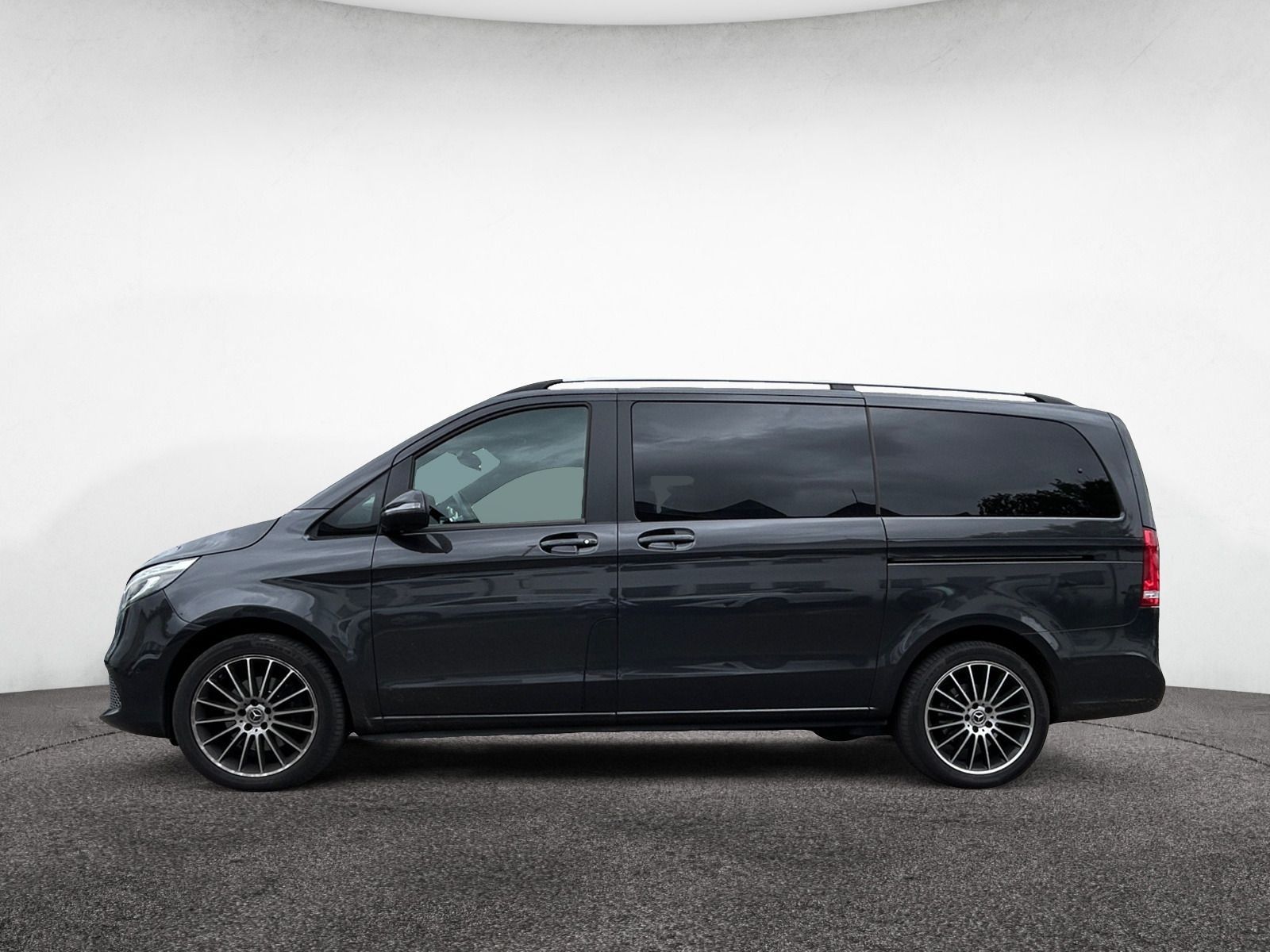 Mercedes-Benz V300d V-Klasse 4MATIC - Samsaru's Car Outlet