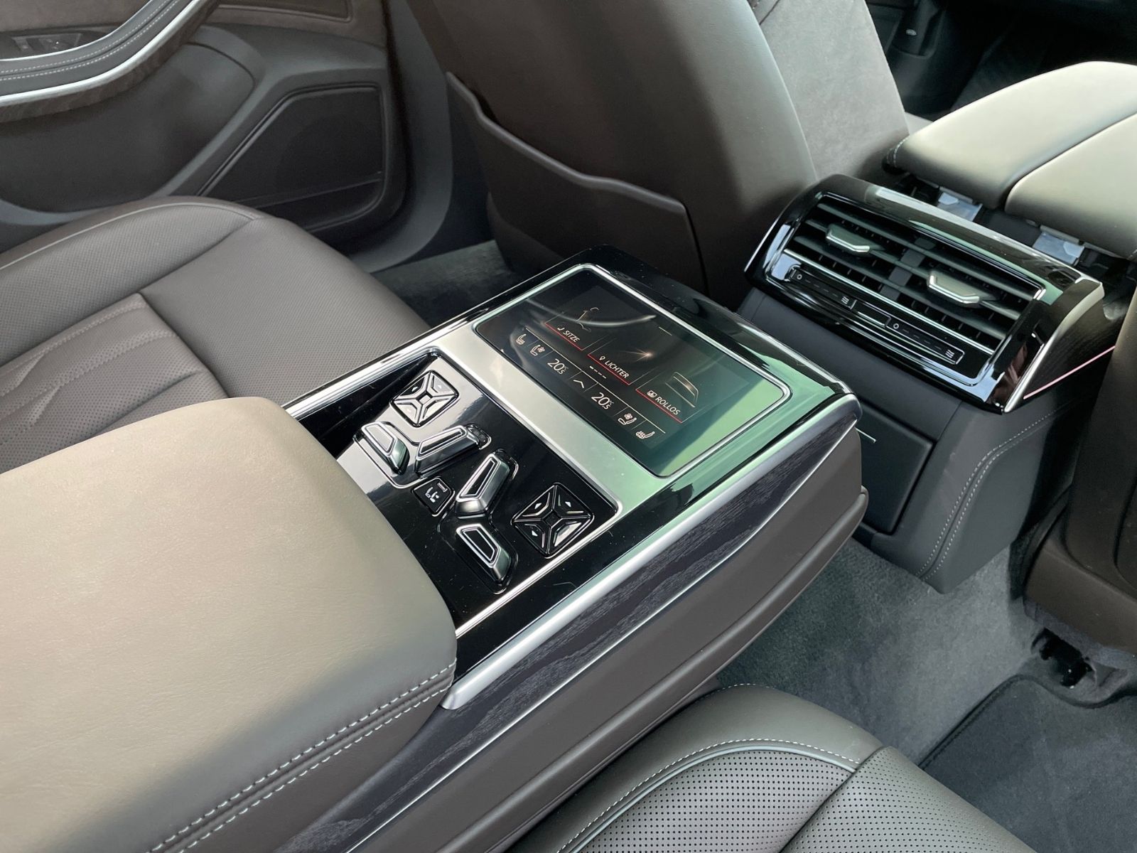 Audi A8 50 TDI - Samsaru's Car Outlet