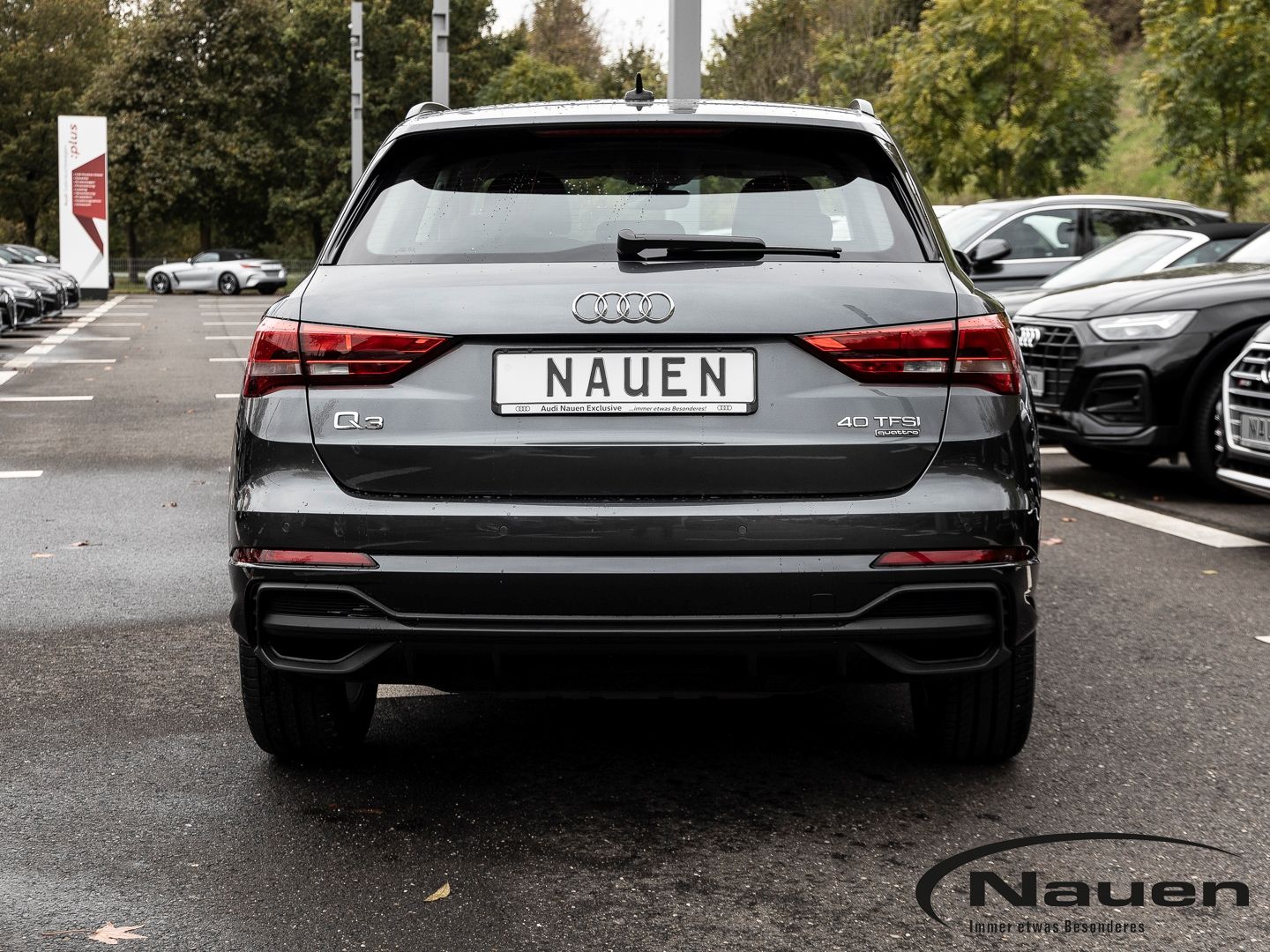 Audi Q3 40 TFSI S-line quattro - Samsaru's Car Outlet