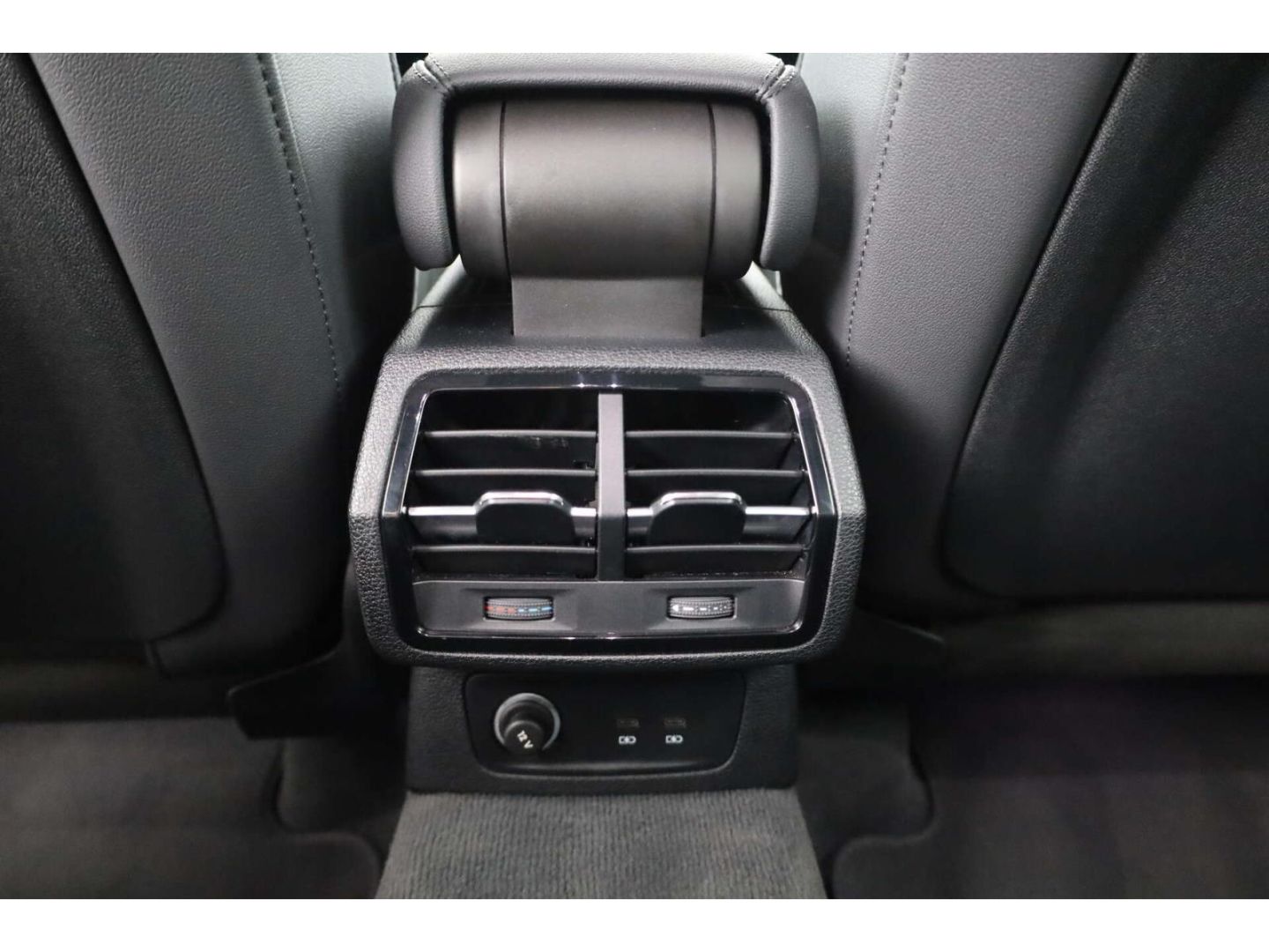 Audi Q3 35 TDI quattro advanced - Samsaru's Car Outlet