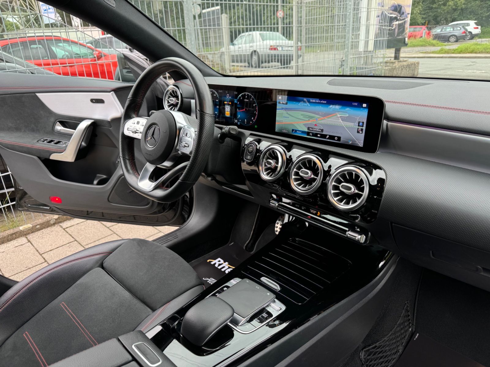 Mercedes-Benz CLA 200 AMG-LINE - Samsaru's Car Outlet