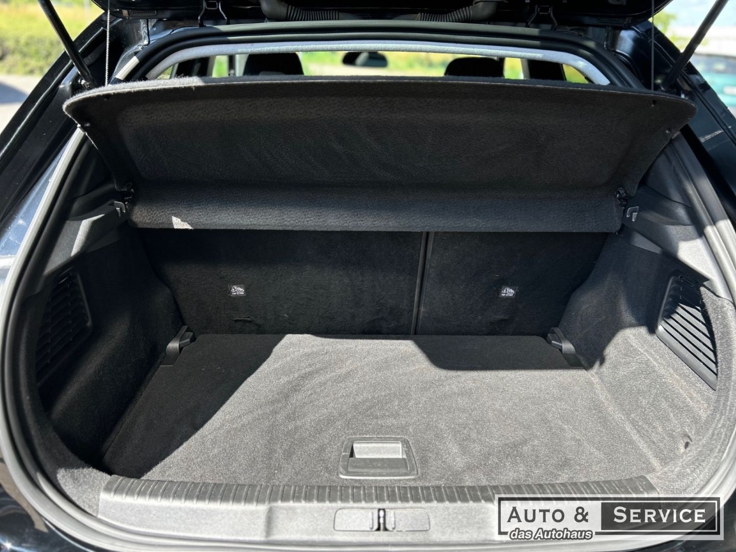 Opel Mokka Elegance - Samsaru's Car Outlet