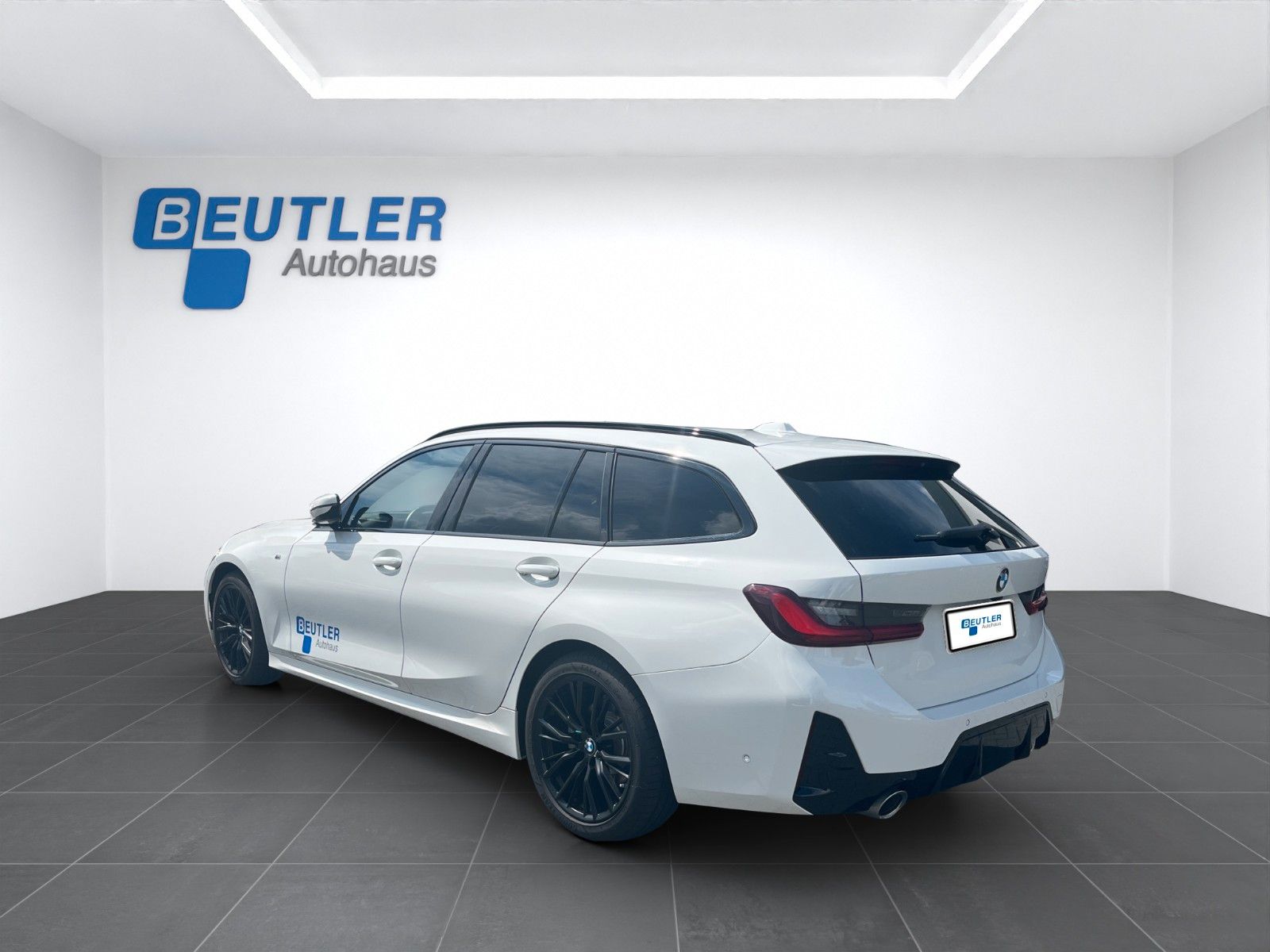 BMW 320dA Touring MSport 18" Pano DAP PAP AHK eSitze