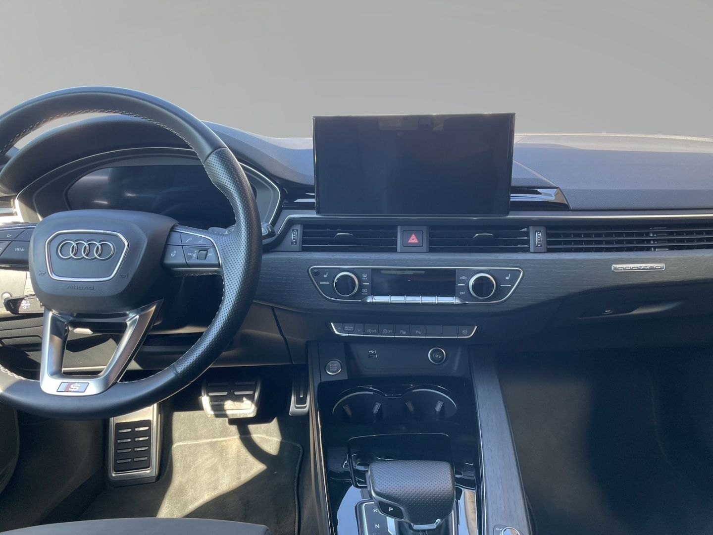 Audi A4 Avant 50 TDI S-Line qu Matrix AHK Memory Kame