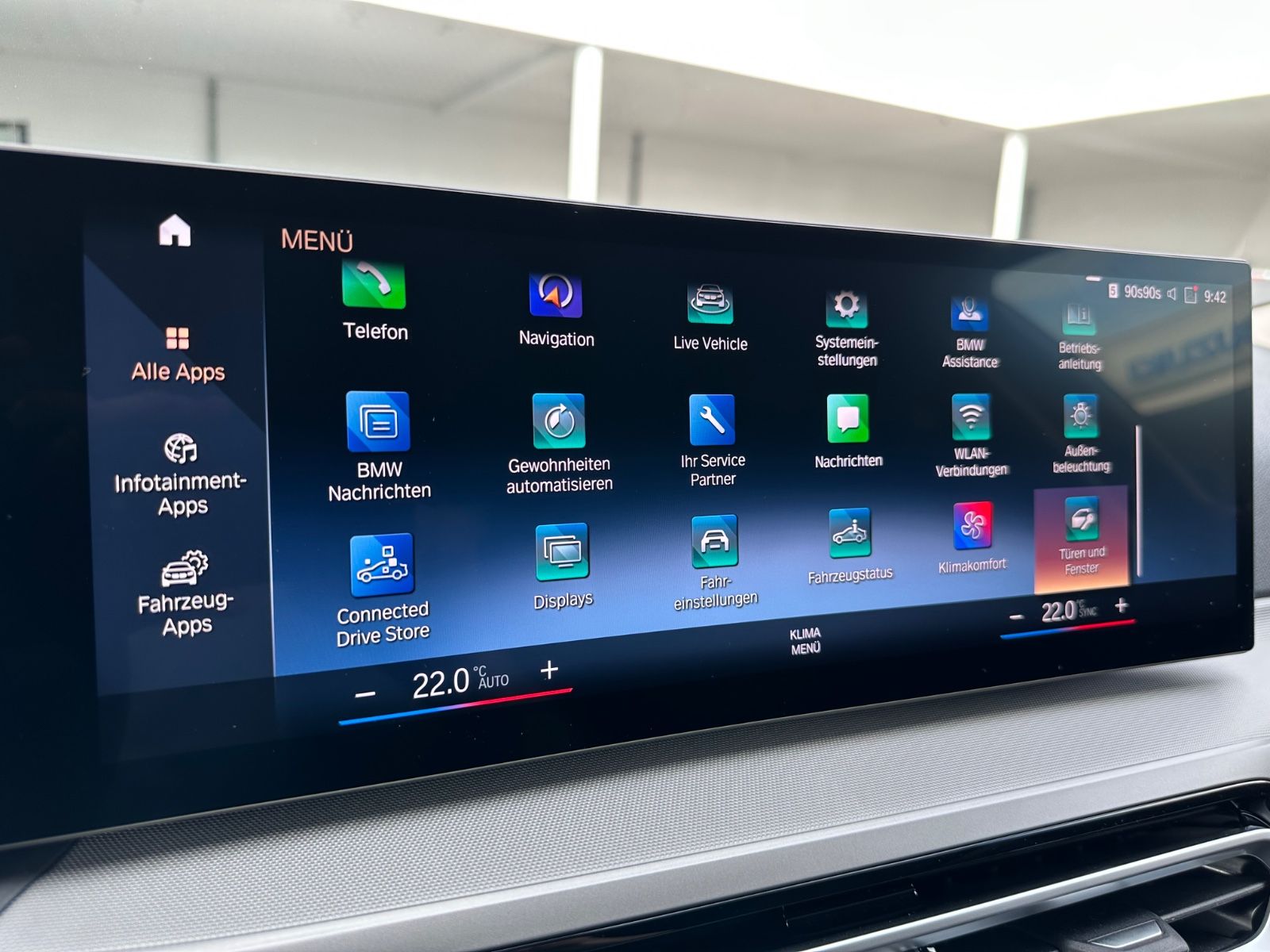BMW 320 d xDrive Touring M Sport - Samsaru's Car Outlet