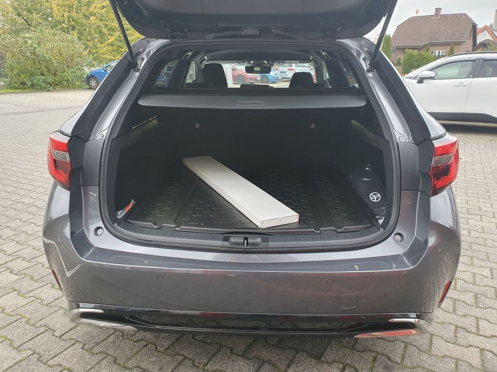 Toyota Corolla 1.8 Hybrid Touring Sports Team D + LED