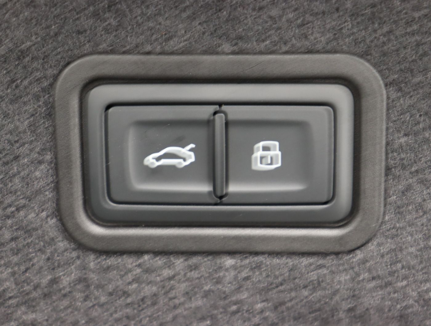 Audi A8 50 TDI quattro - Samsaru's Car Outlet