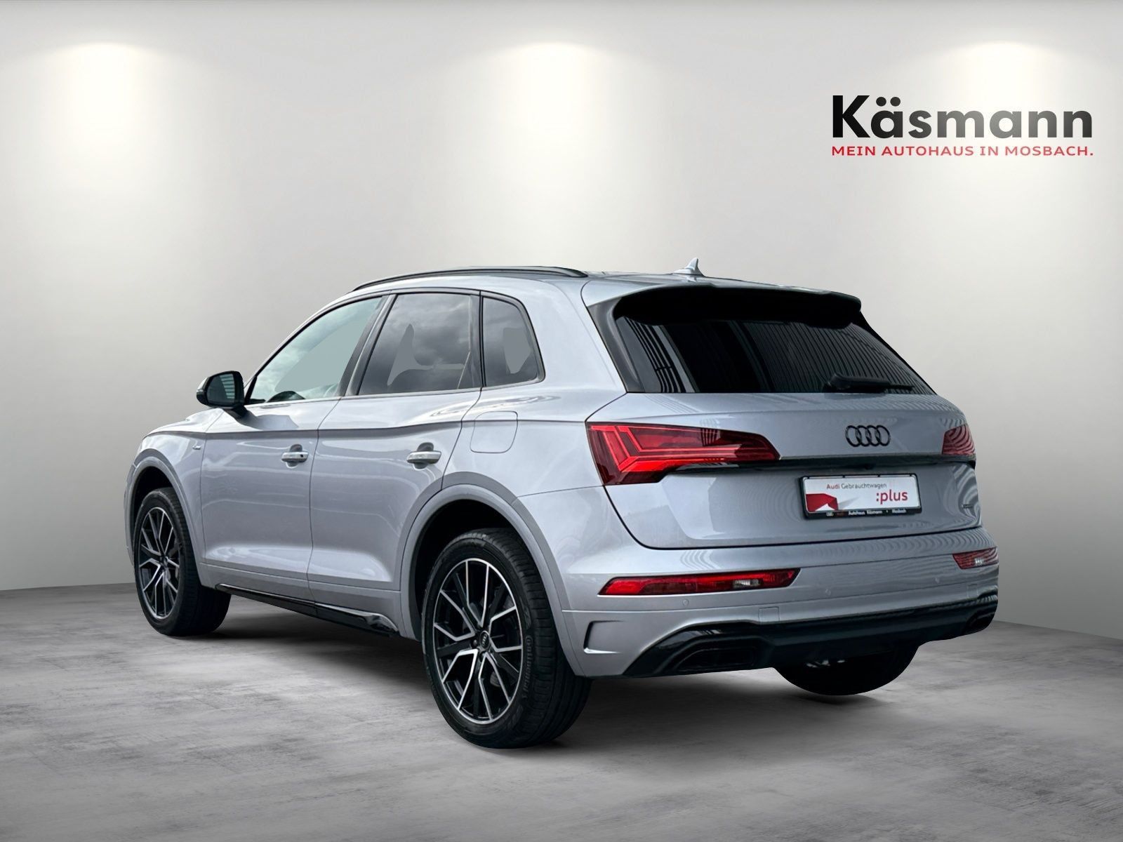 Audi Q5 S line 55TFSIe qu - Samsaru's Car Outlet