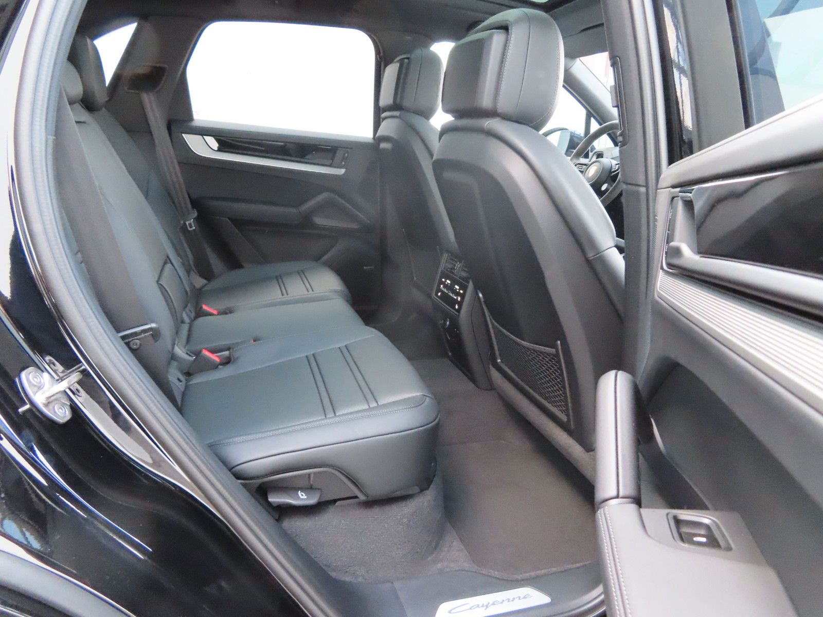 Porsche Cayenne 3.0 AHK/Bose/Spot-Abgasanlage/Sitzkühlng
