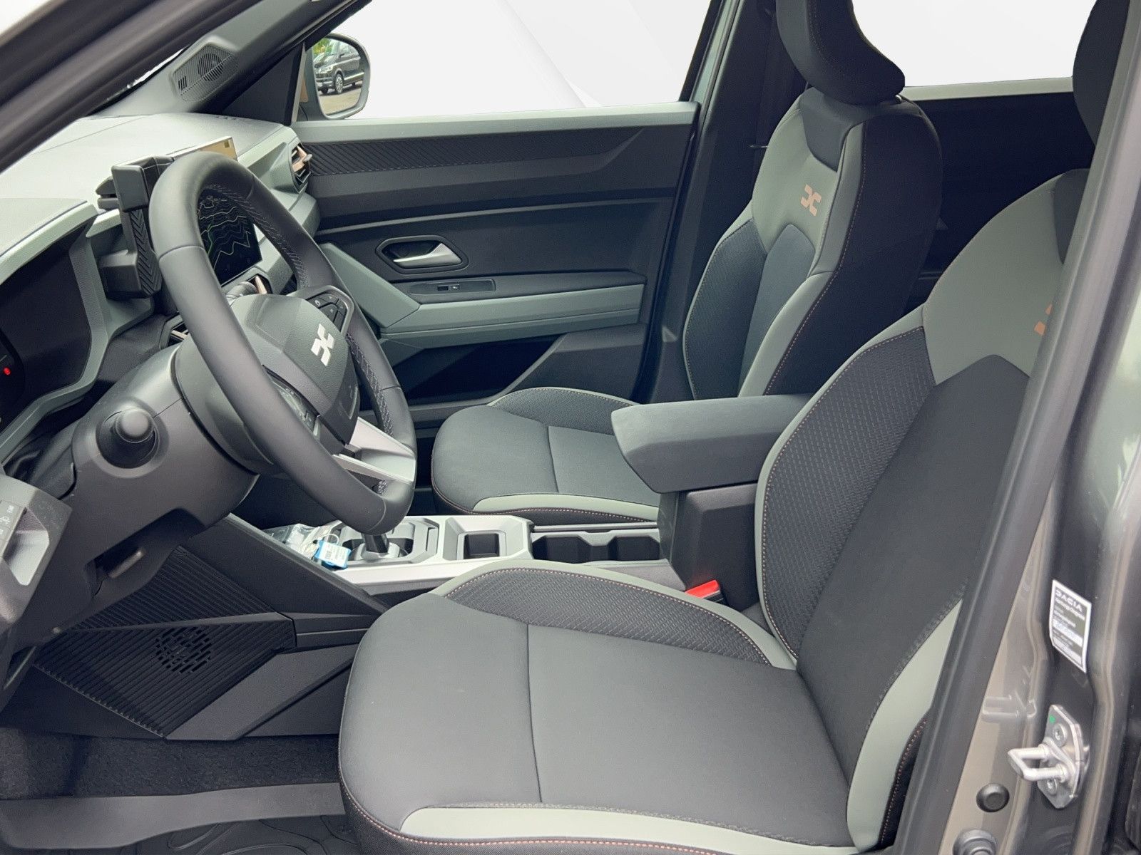 Dacia Duster III Hybrid 140 Extreme - Samsaru's Car Outlet