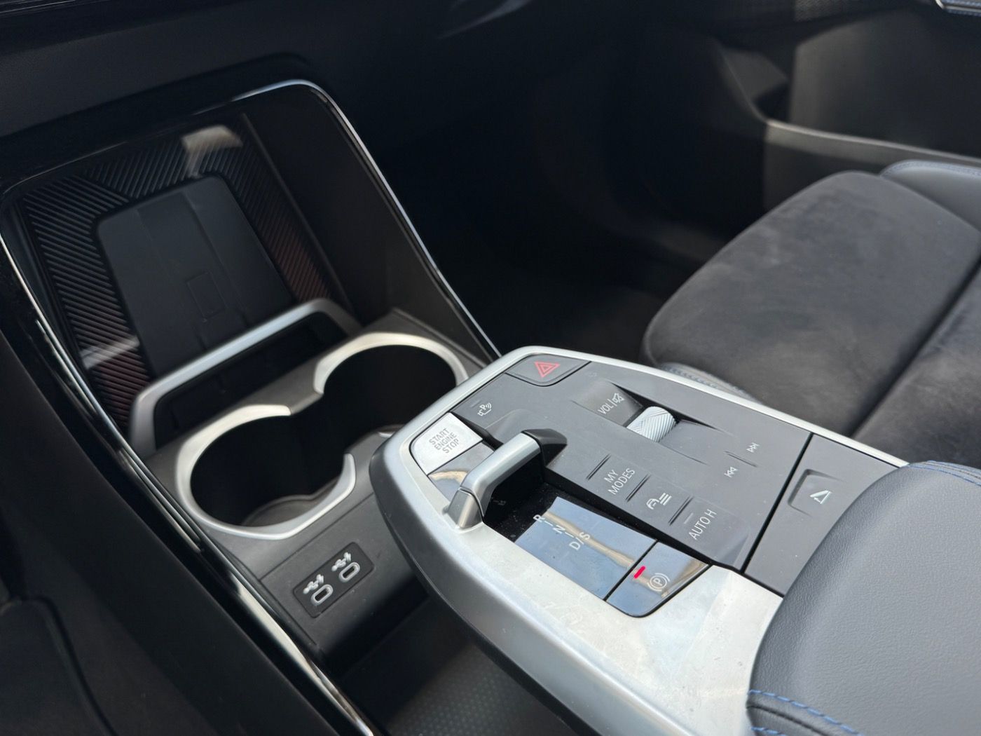 BMW X1 xDrive20d M-Sportpaket - Samsaru's Car Outlet