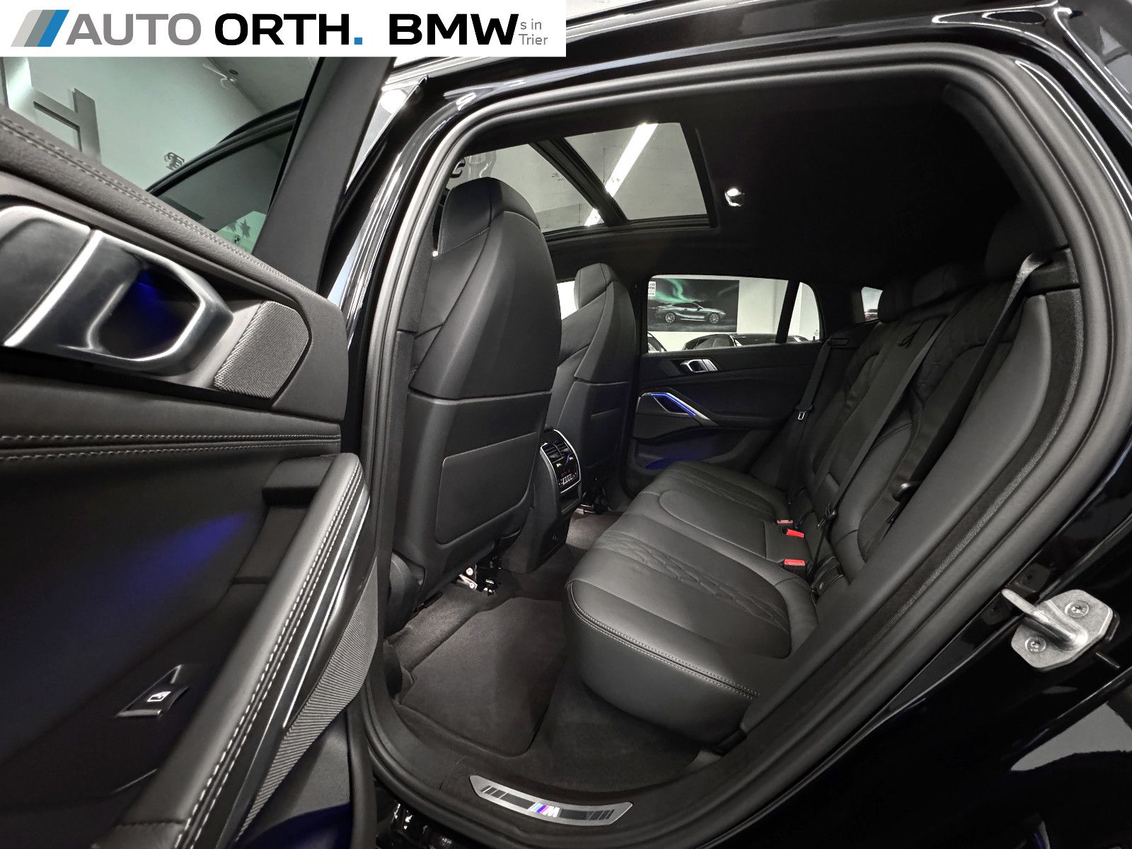 BMW X6 xDrive30d M-SPORT PANO SITZLÜFT ACC 360° AHK