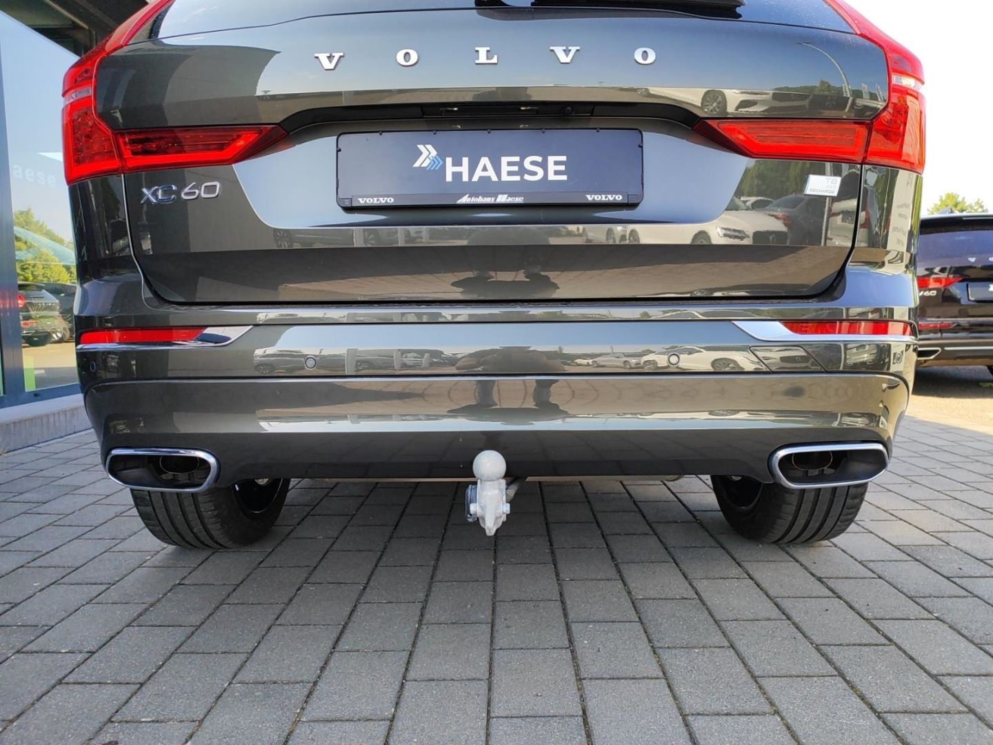 Volvo XC60 T8 Inscription Recharge Plug-In Hybrid AWD - Samsaru's Car Outlet