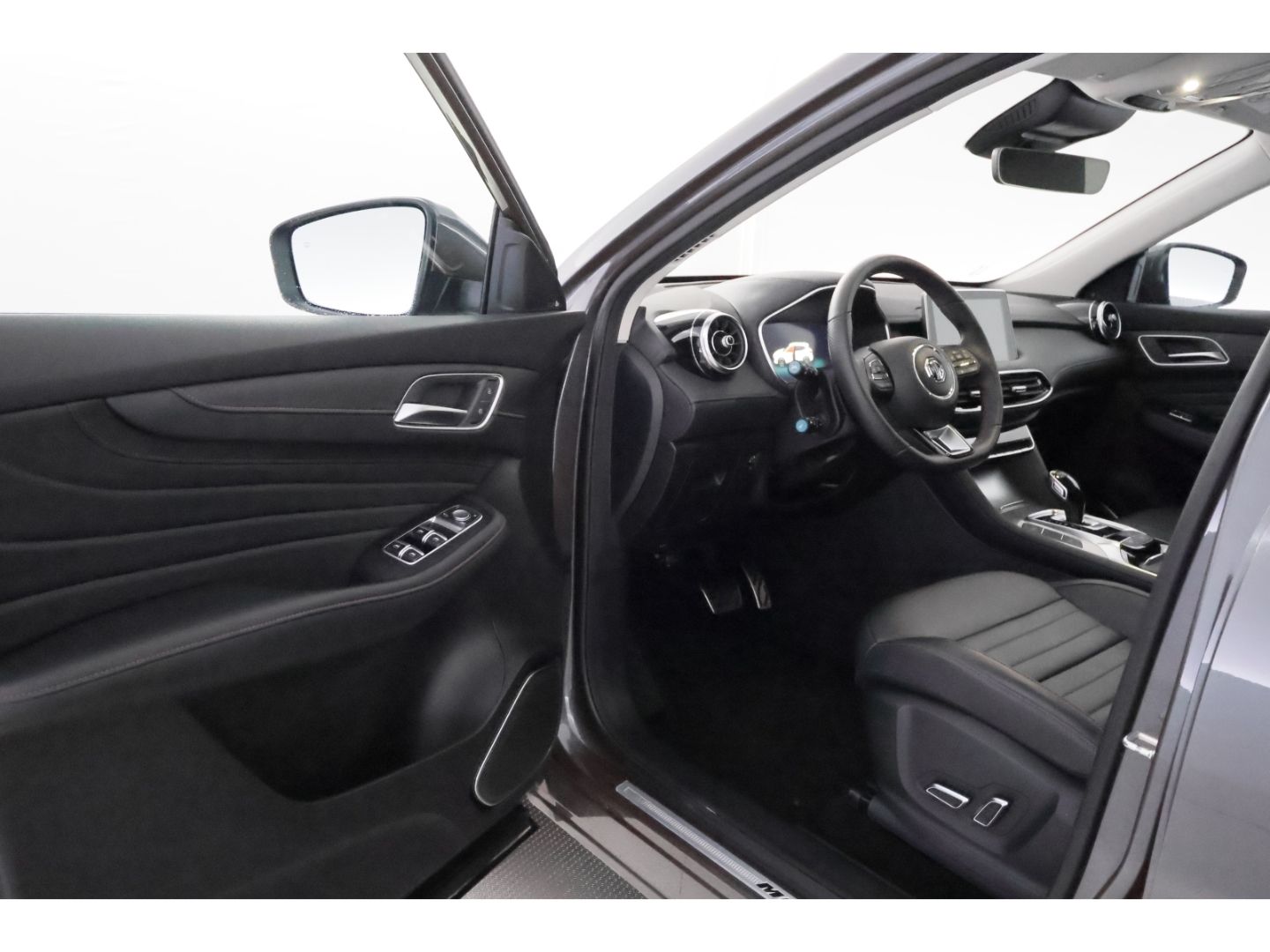 MG HS 1.5T-GDI Aut.Luxury+LED+NAVI+KAMERA+VIRTUAL
