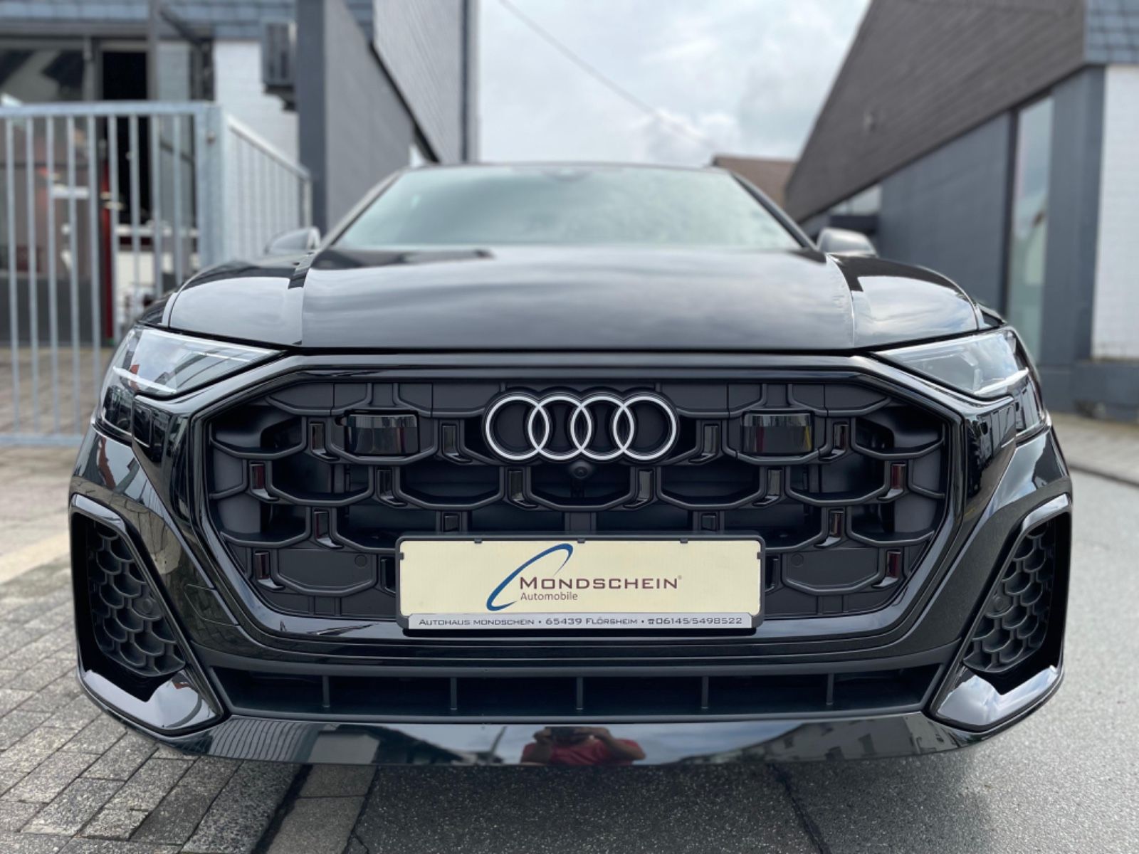 Audi Q8 50 TDI SLine - Samsaru's Car Outlet