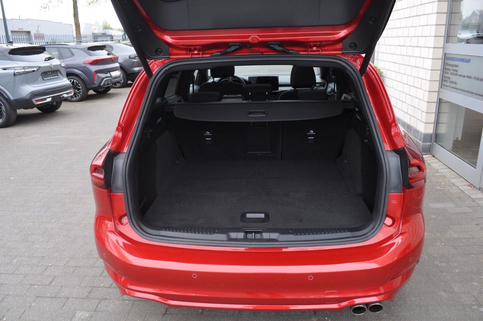 Ford Focus Turnier ST-LINE X/AUT/LED-MATRIX/PANODACH