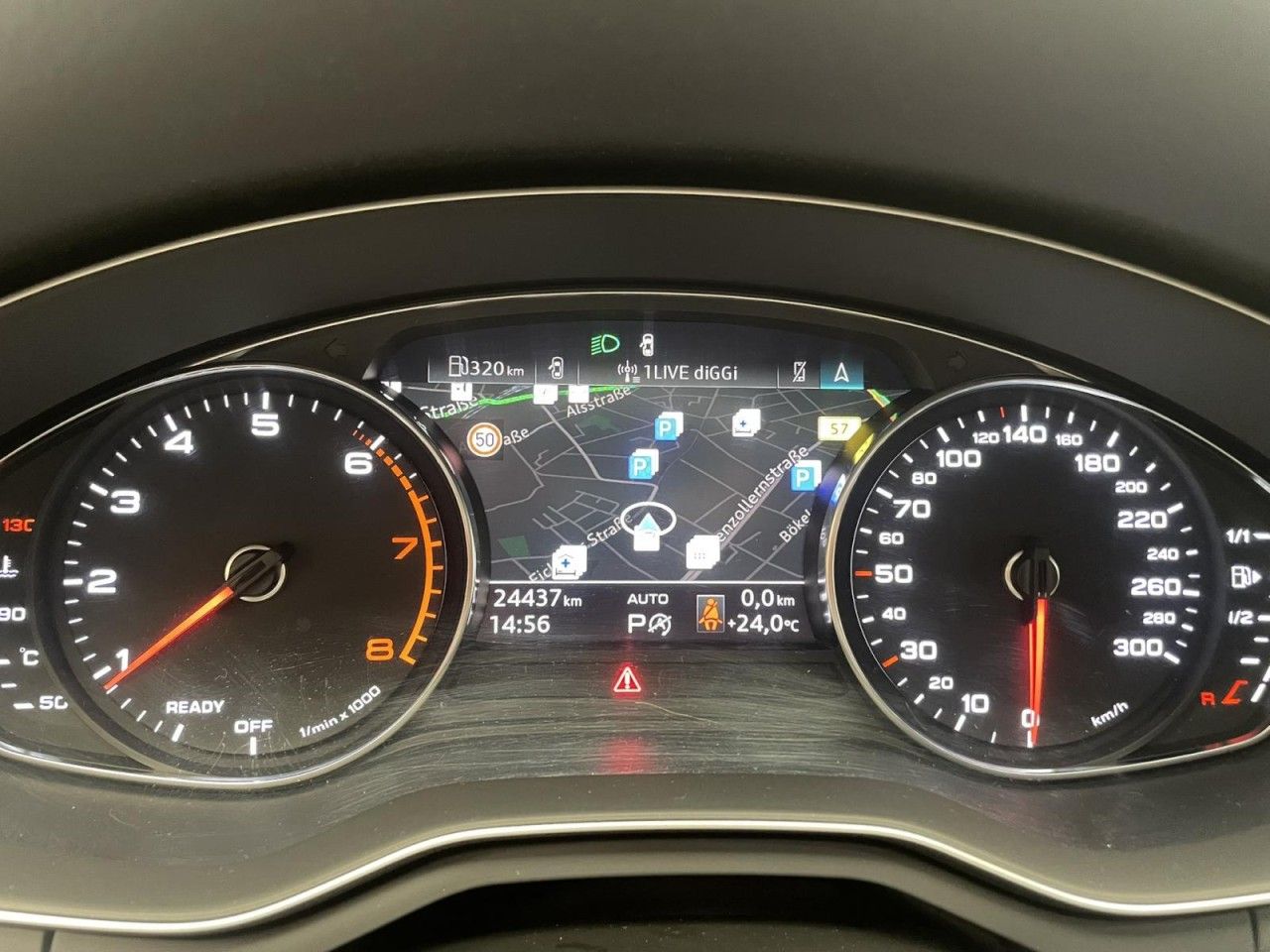 Audi A4 Avant 45 TFSI quattro S-line - Samsaru's Car Outlet