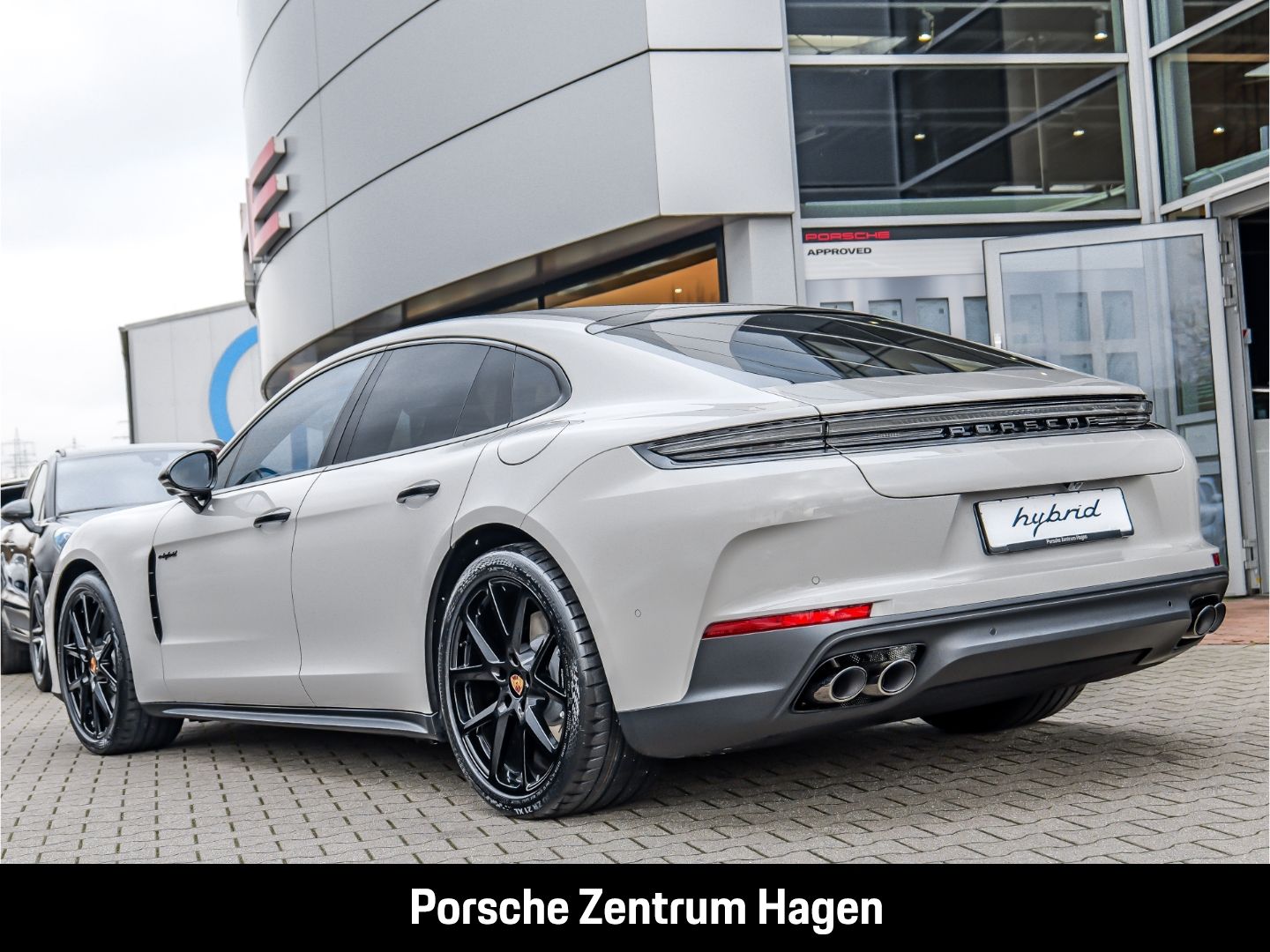 Porsche Panamera 4 E-Hybrid Sportabgasanlage LED-Matrix