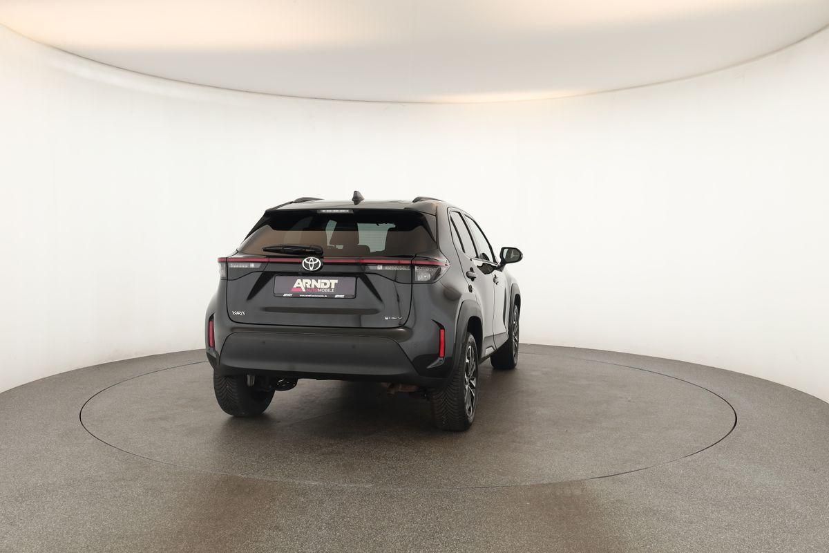 Toyota Yaris Cross CVT Team D LED Navi SHZ iACC Kam 17"