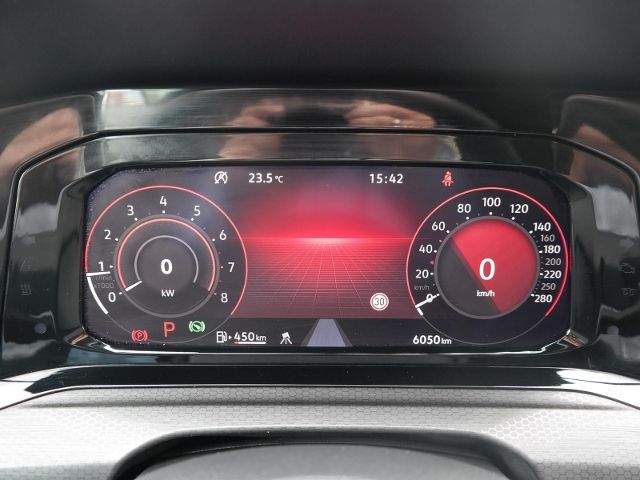 Volkswagen Golf VIII 2.0 TSI GTI DSG - Samsaru's Car Outlet