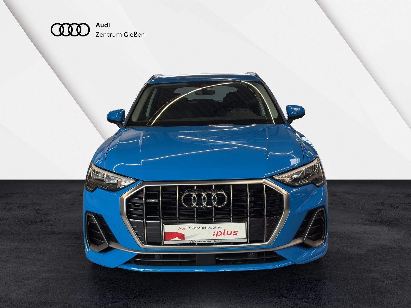 Audi Q3 35 TDI quattro S line - Samsaru's Car Outlet