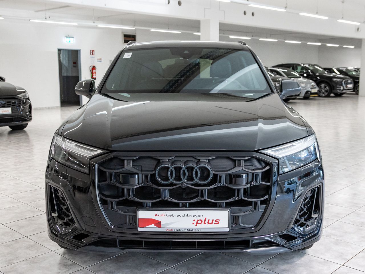 Audi Q7 SUV TFSI e S line 55 TFSI e quattro tiptronic