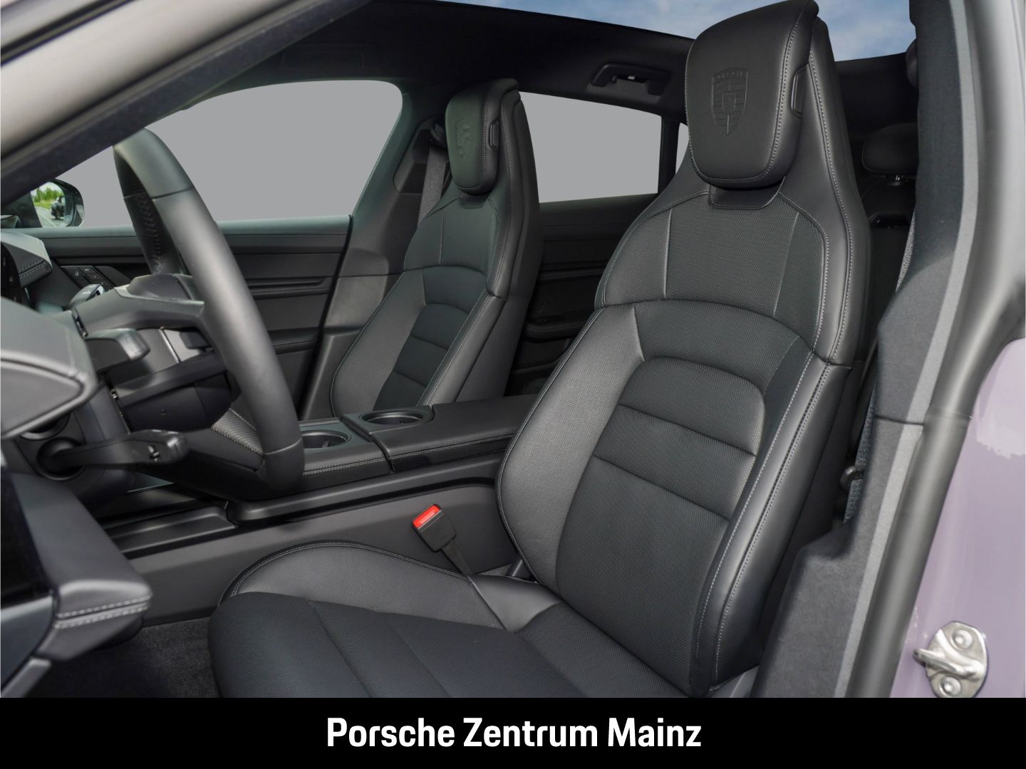 Porsche Taycan Sport Turismo UPE:154.000€,Beifahrerdispl