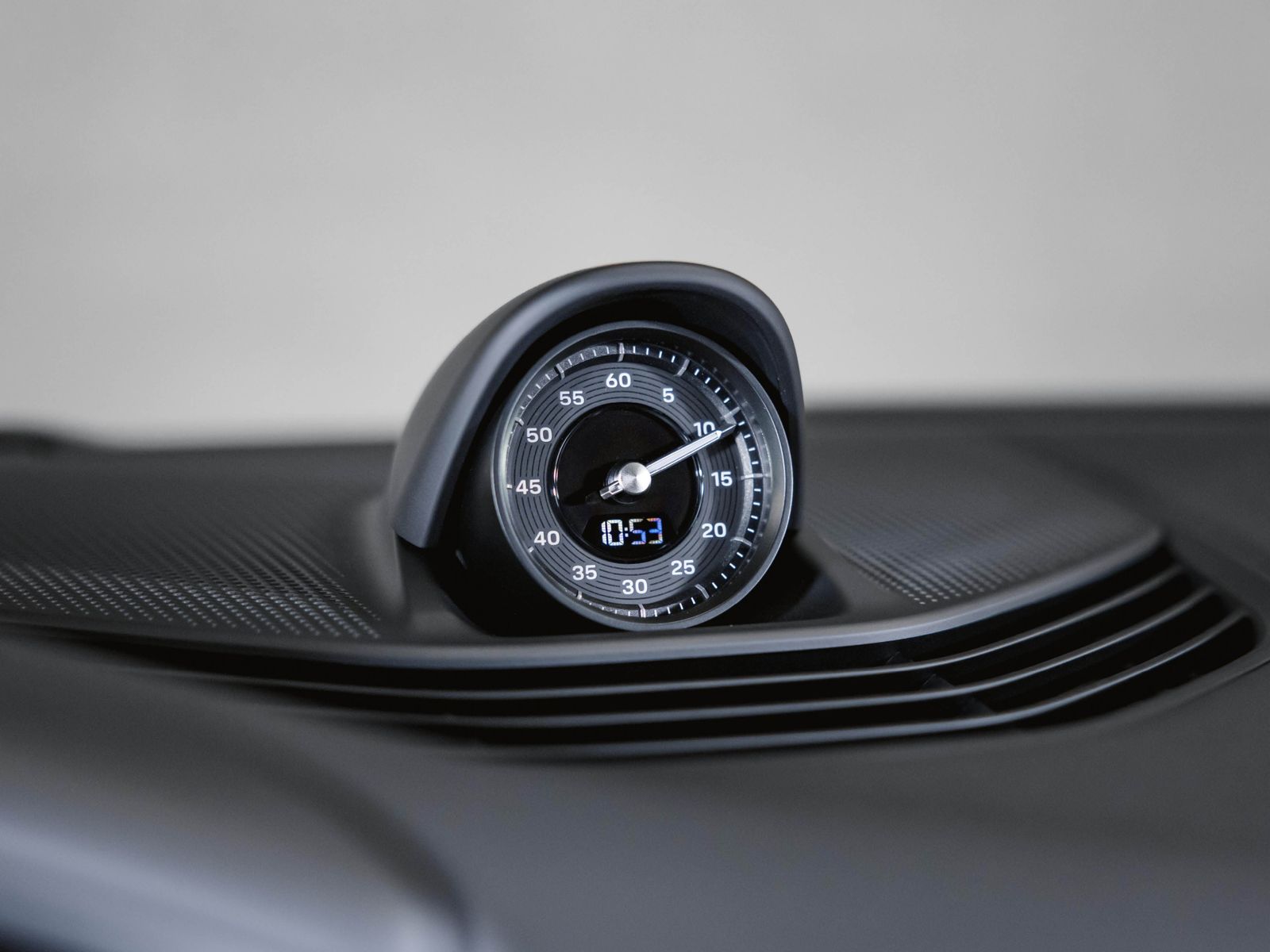 Porsche Taycan Turbo GT PTS 18 Wege Burmester