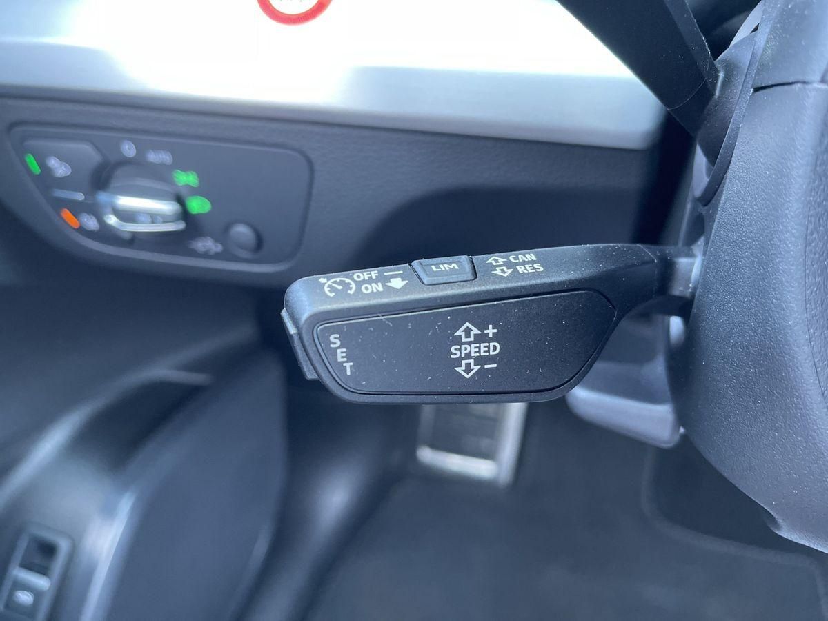 Audi Q5 40 TDI quattro S-Line - Samsaru's Car Outlet