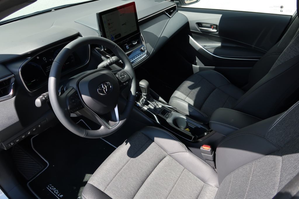 Toyota Corolla 2.0 Hybrid Touring Sports Team Deutschla