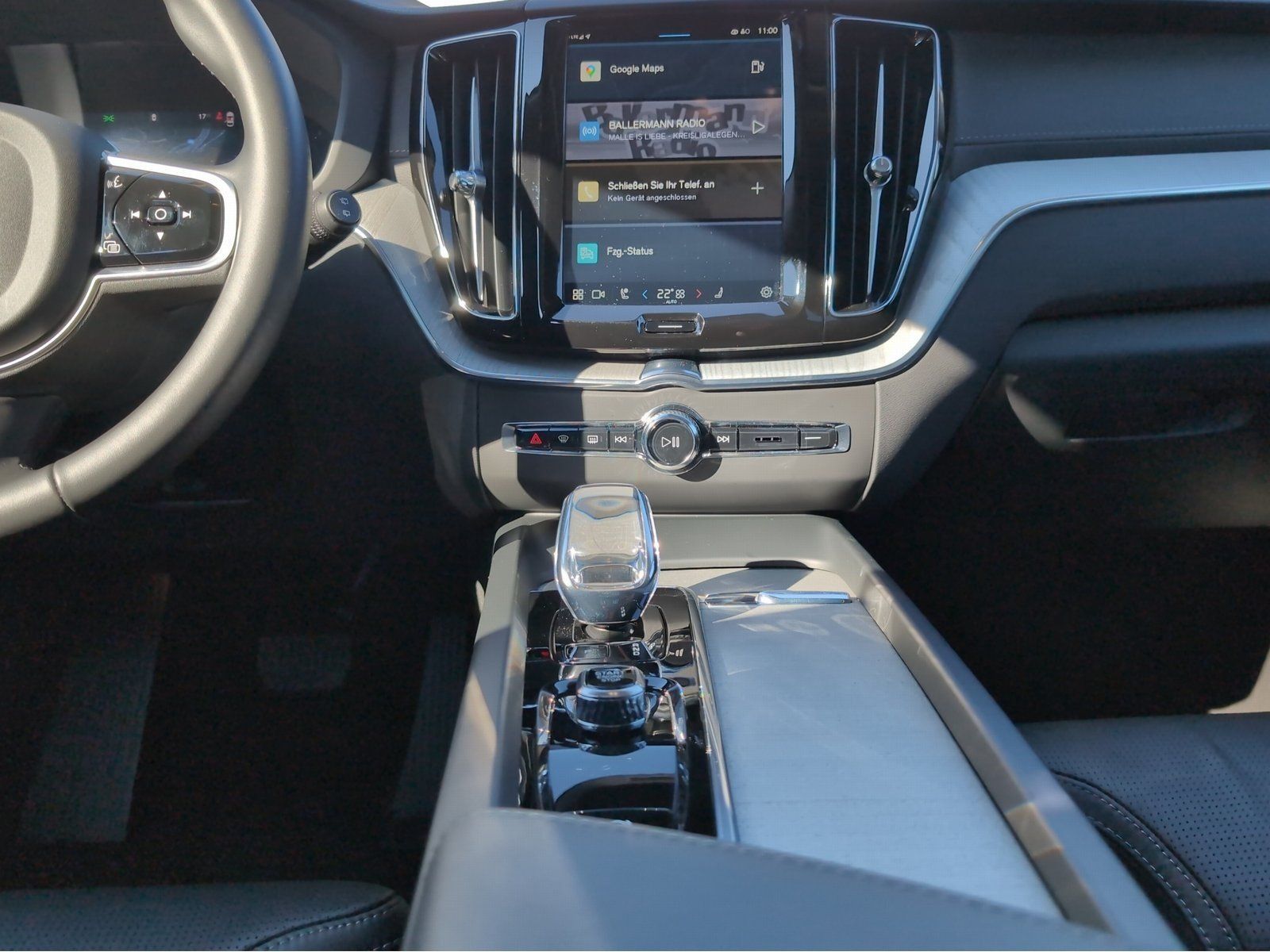 Volvo XC60+B5+AWD+AHKsemi+Panorama+360°Kam+Head-up+PDC