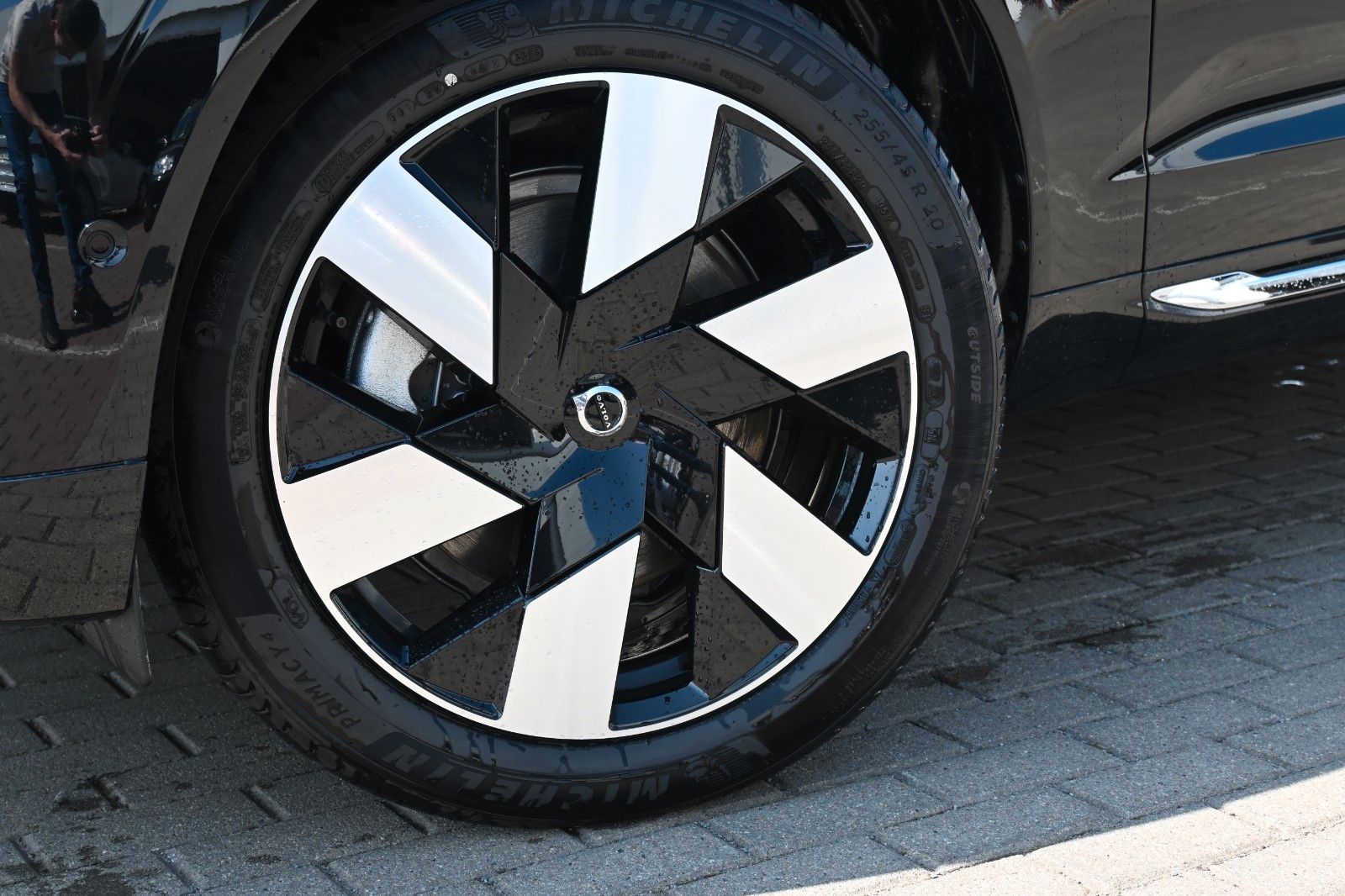 Volvo XC60 T6 AWD RC Plus Bright*PANO*360*Luft*H&K*ACC