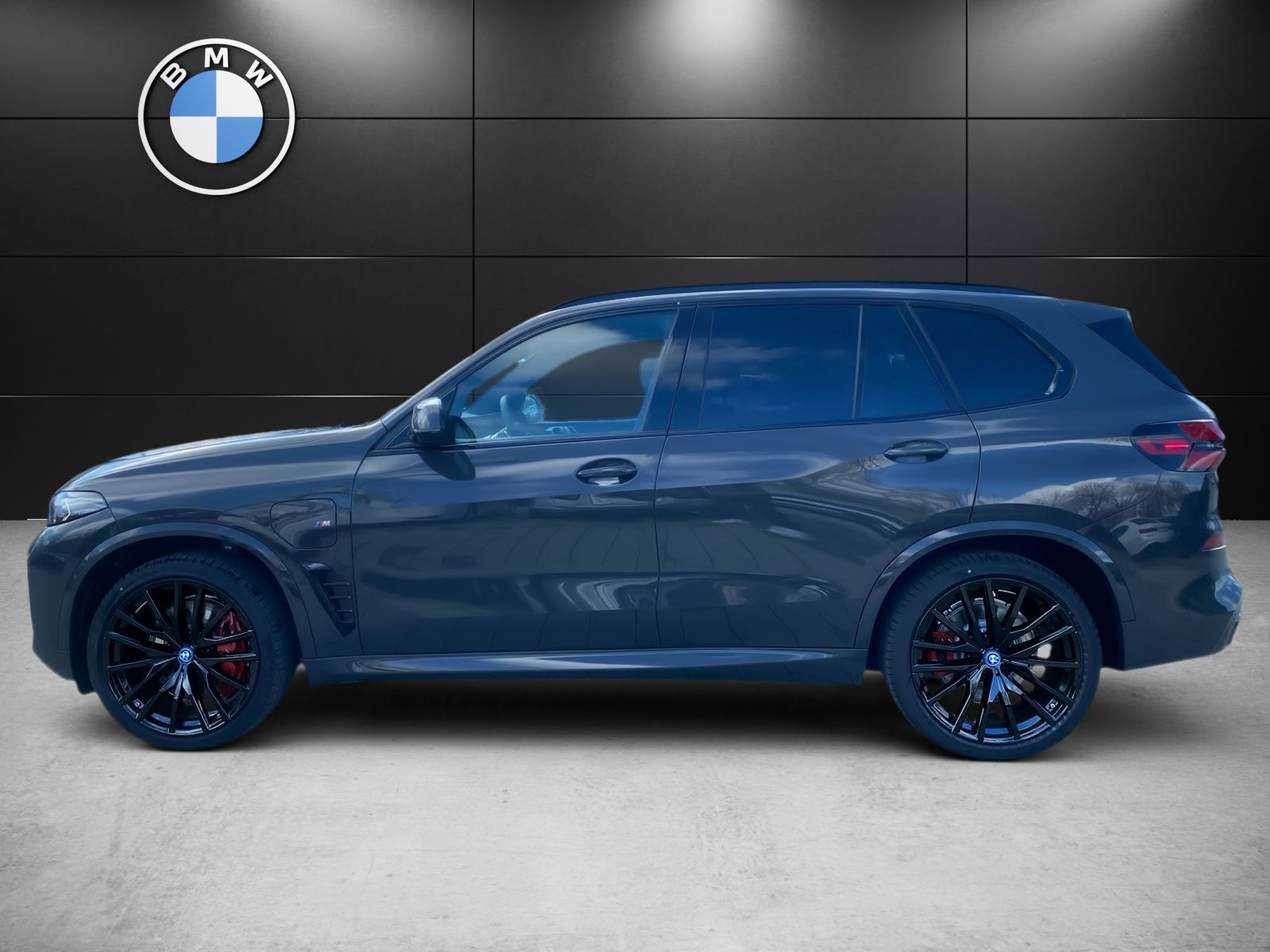 BMW X5 xDrive50e M-Sport B&W KeyLess Pano AHK Air LE