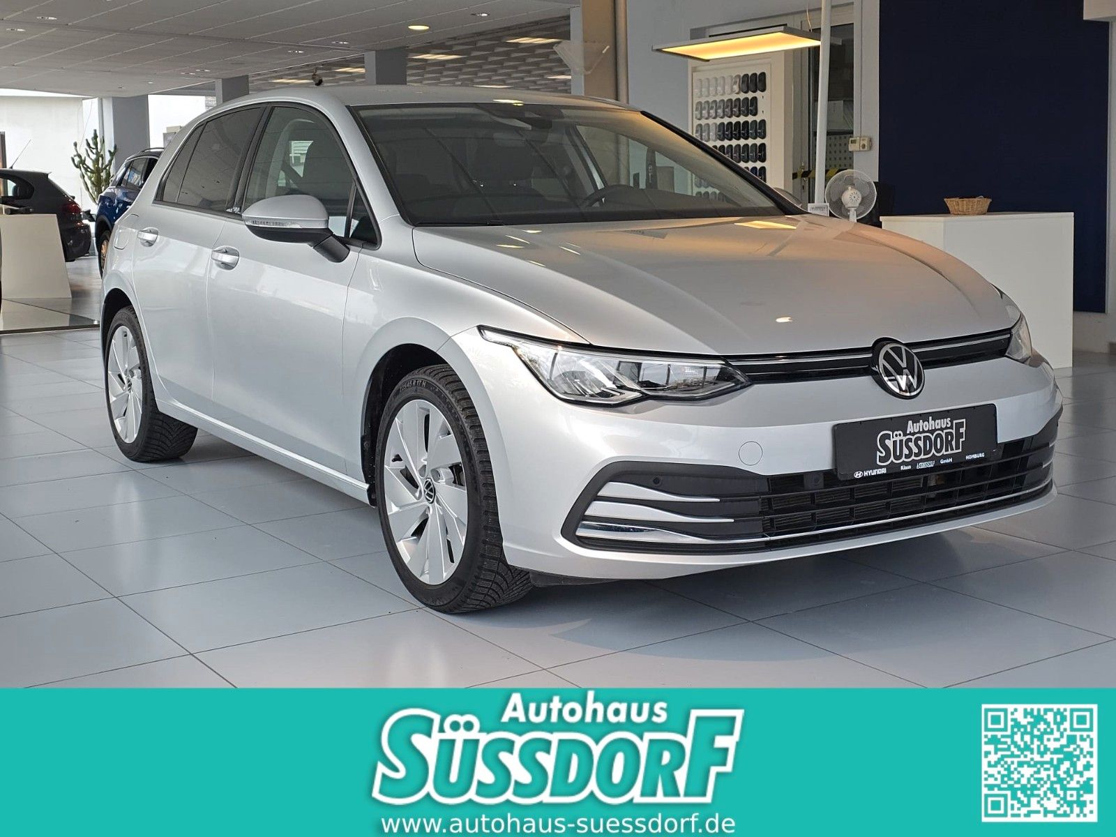 Volkswagen Golf VIII Active - Samsaru's Car Outlet