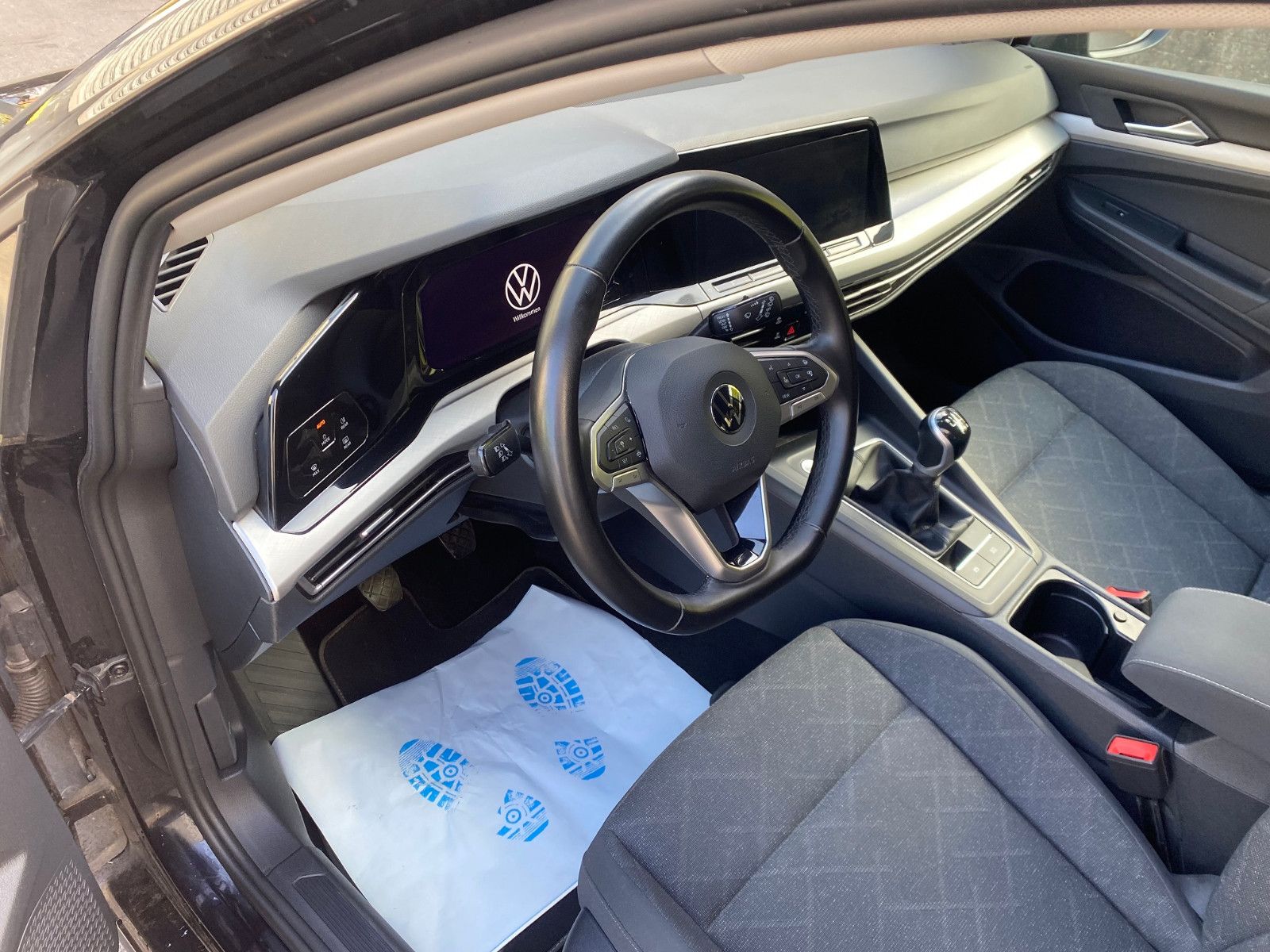 Volkswagen Golf VIII Variant Life - Samsaru's Car Outlet