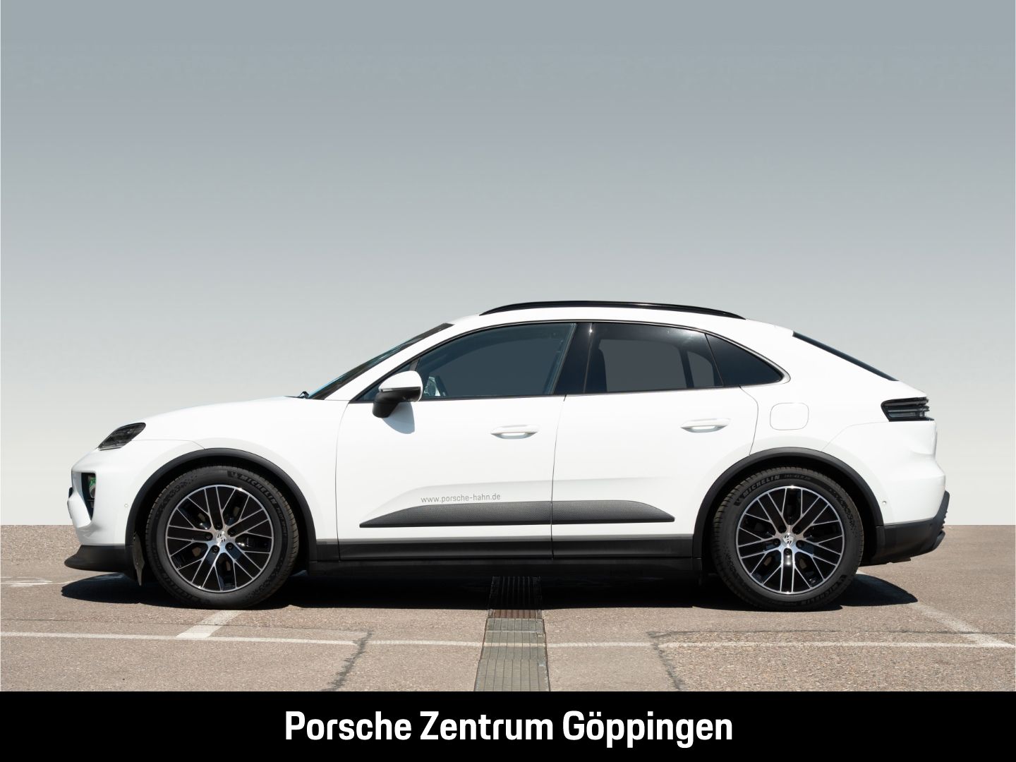 Porsche Macan BOSE InnoDrive LED-Matrix Panoramadach