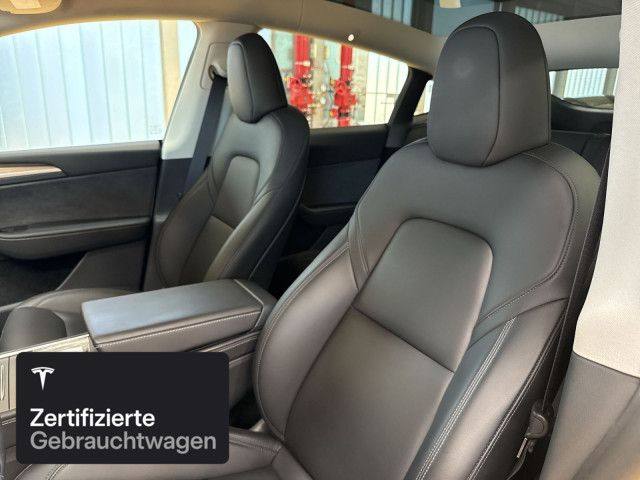 Tesla Model Y Rear-Wheel Drive