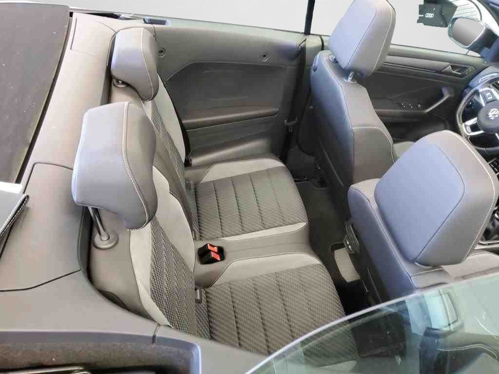 Volkswagen T-Roc R-Line - Samsaru's Car Outlet