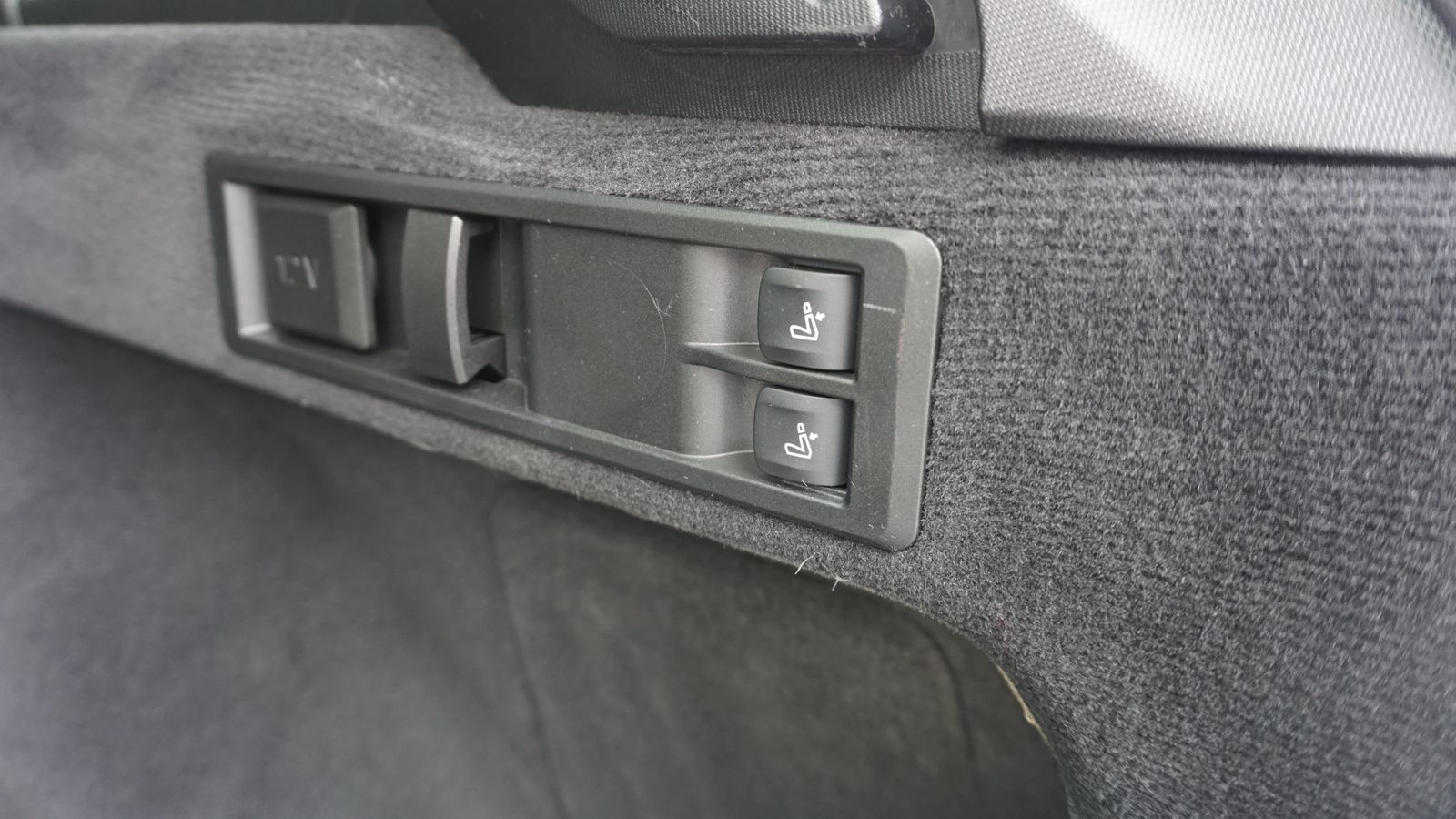 BMW 320d xDrive Touring M Sportpaket Head-Up HiFi