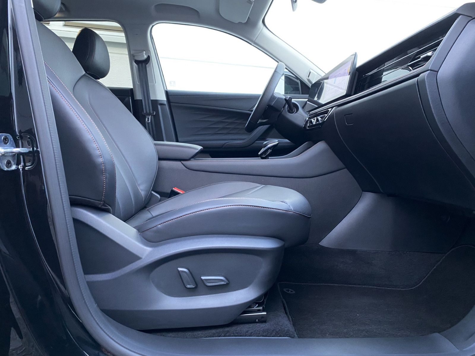 MG HS 1.5 T GDI Luxury