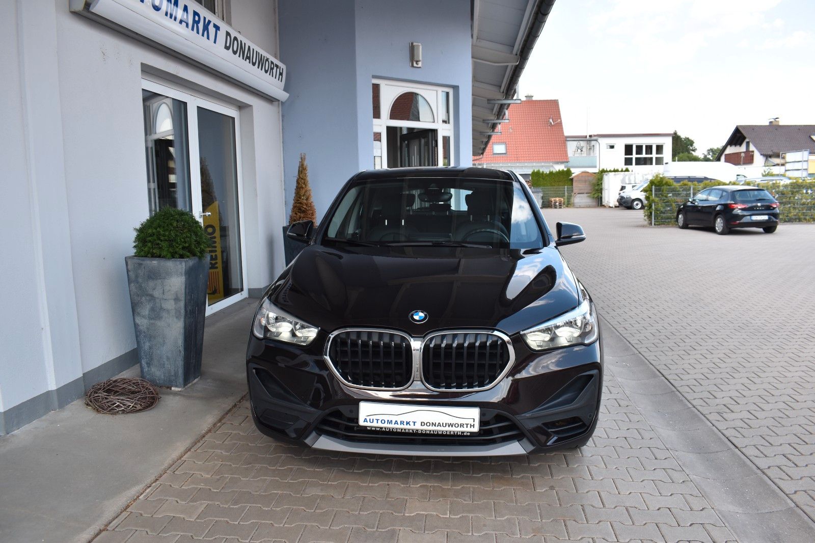 BMW X1 xDrive 25i Aut. Advantage - Samsaru's Car Outlet